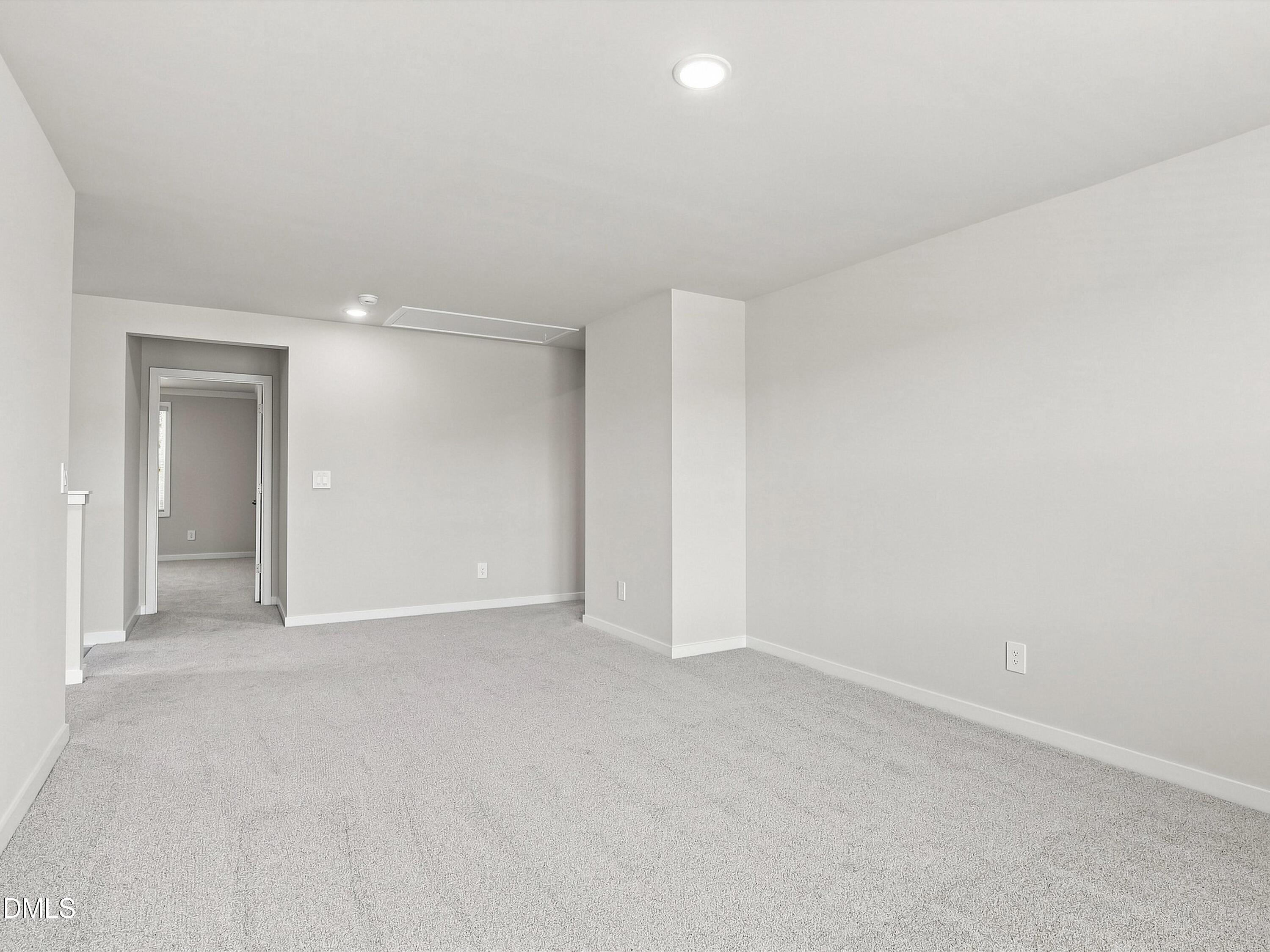 2405 Rosewood Bluff Drive Property Photo 11