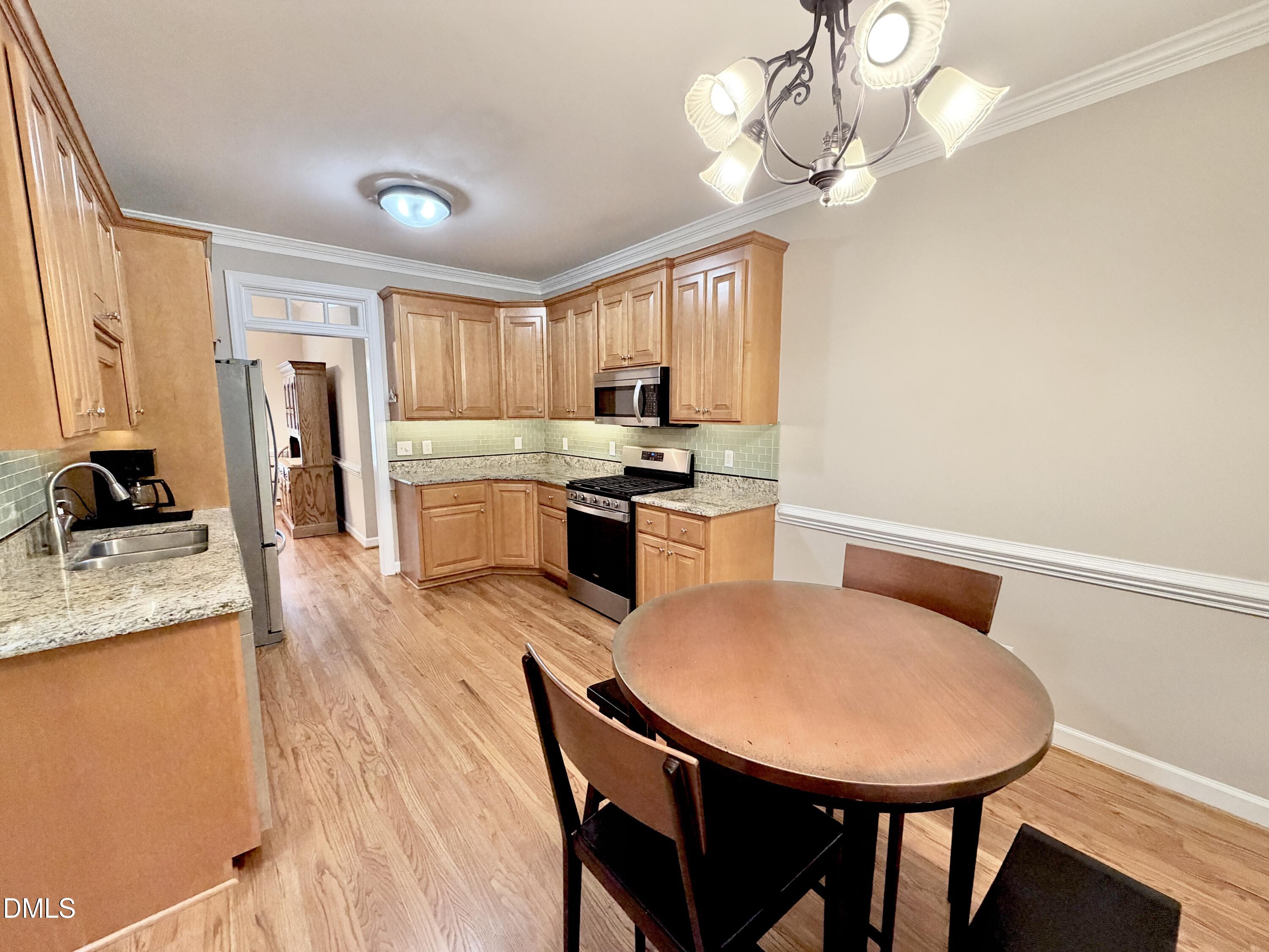 3200 Oaklyn Springs Drive Property Photo 21