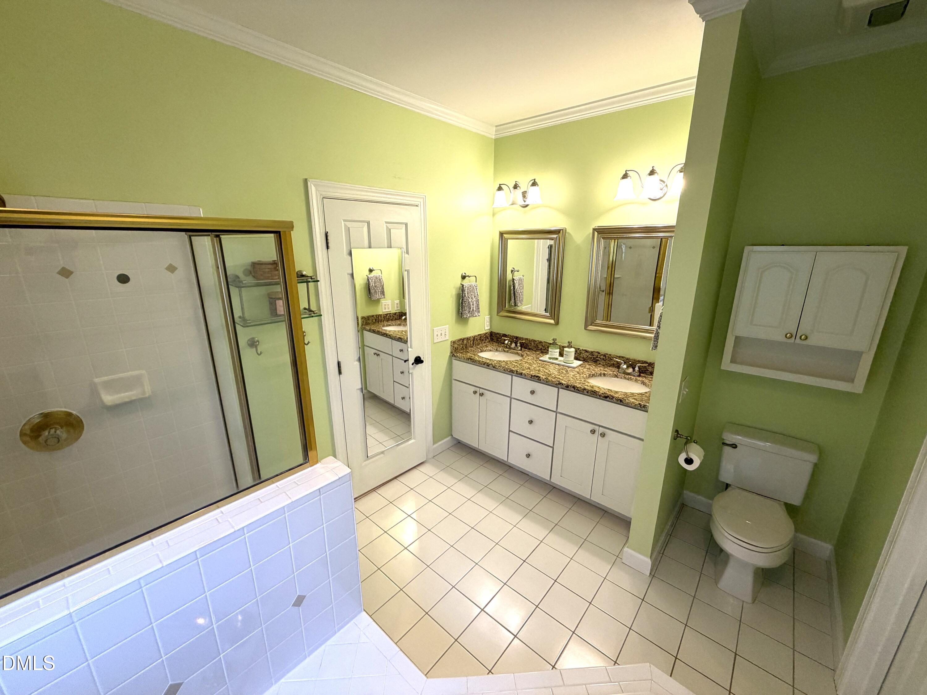 3200 Oaklyn Springs Drive Property Photo 32