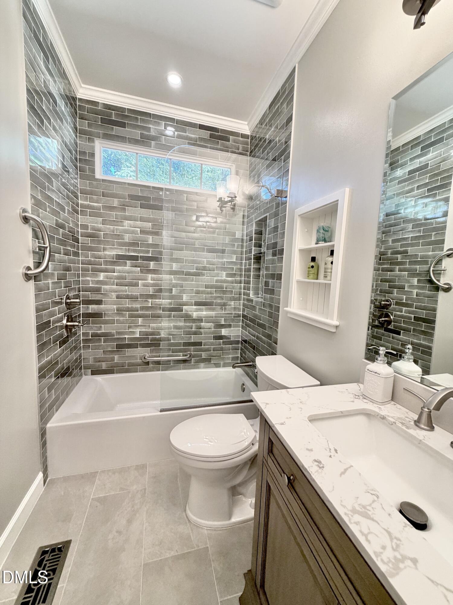 3200 Oaklyn Springs Drive Property Photo 39