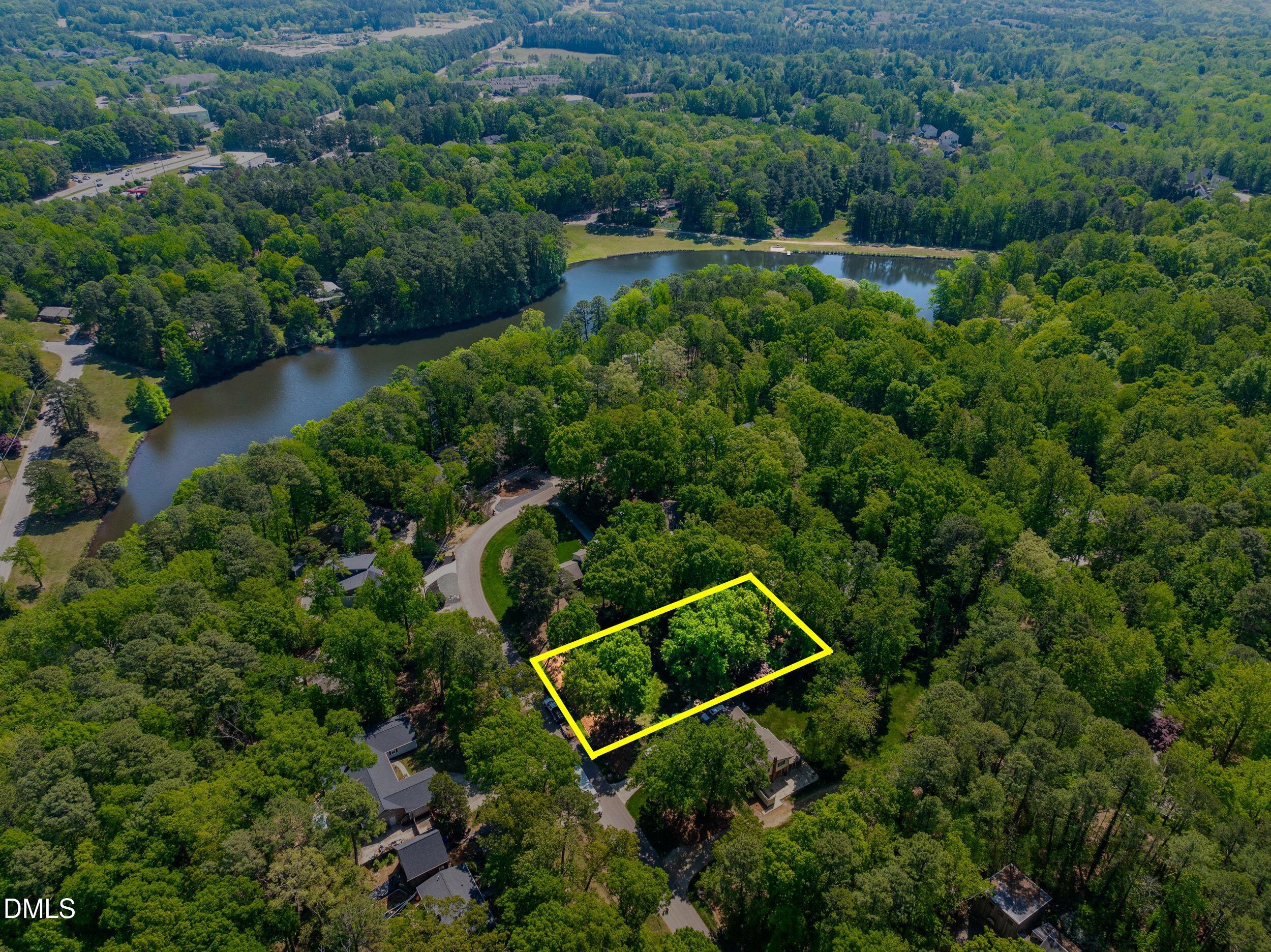 8212 Hillside Drive Property Photo 1
