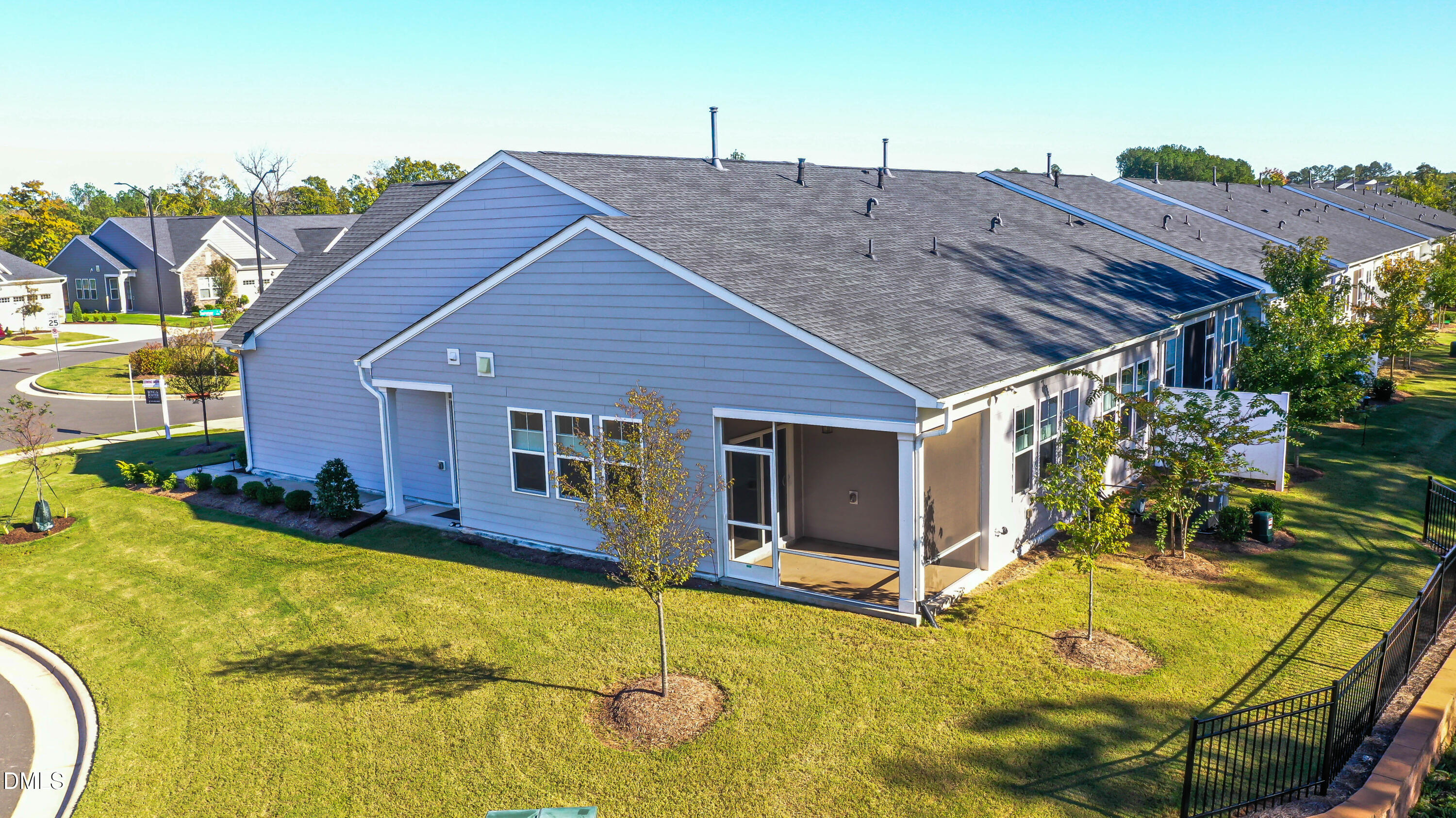 1131 Surveyor Drive Property Photo 40