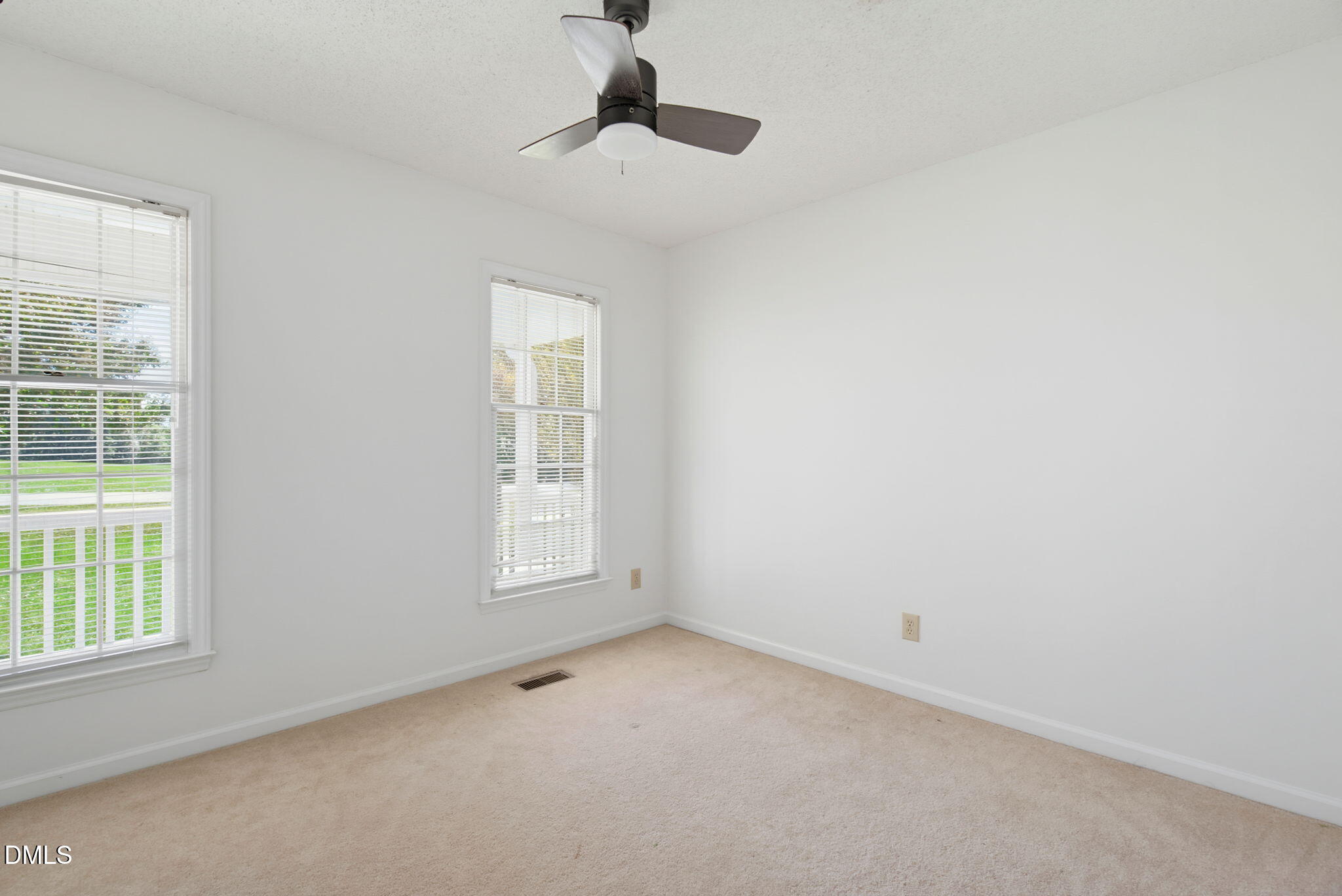 2725 May Drive Property Photo 19