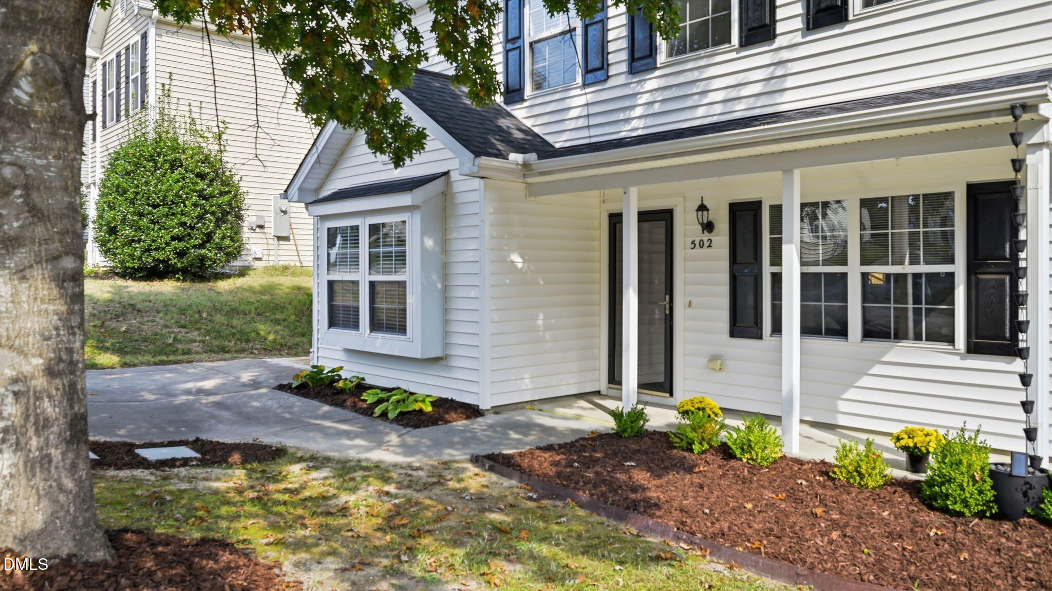 502 Cove Hollow Drive Property Photo 4