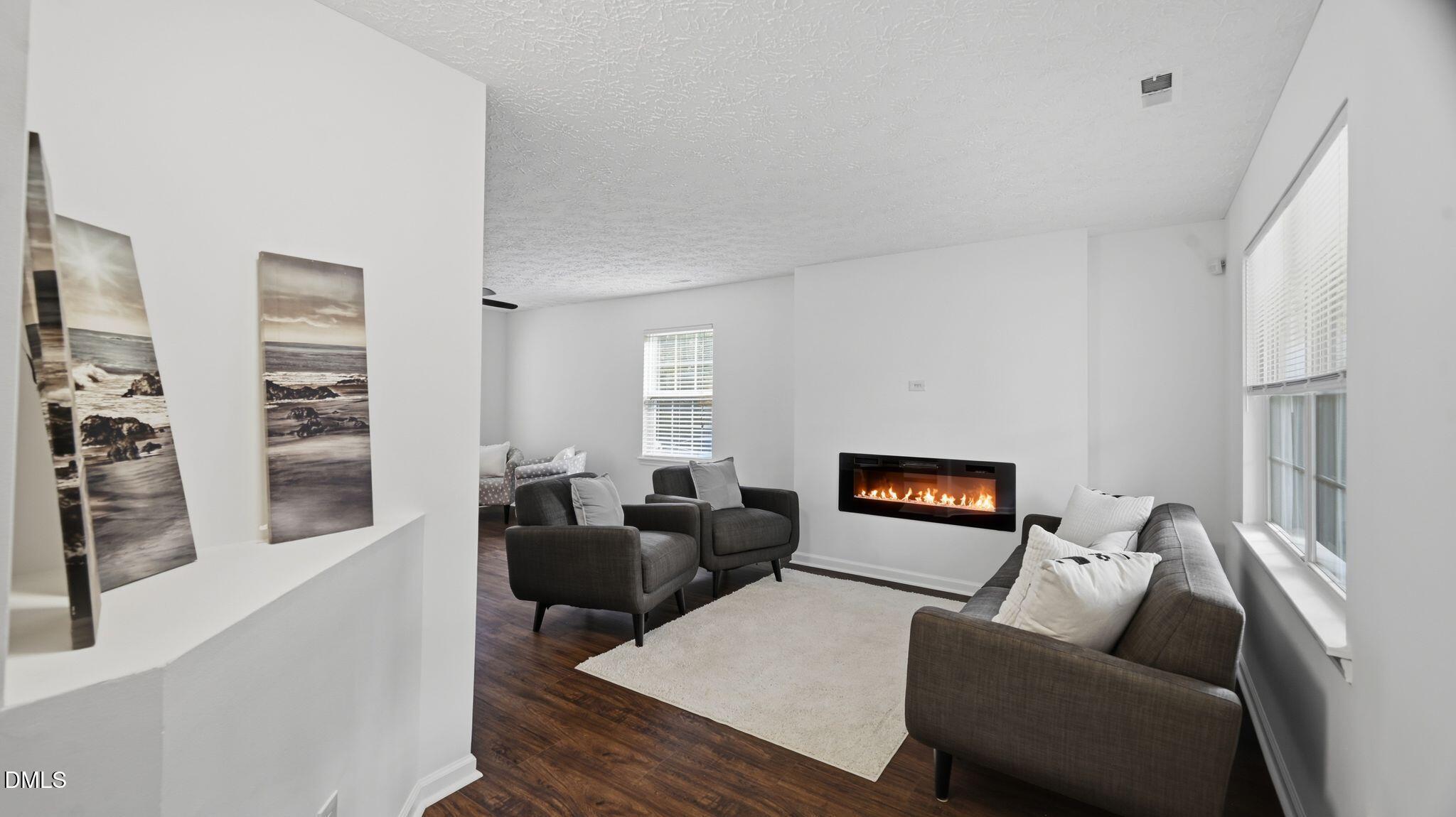 502 Cove Hollow Drive Property Photo 14