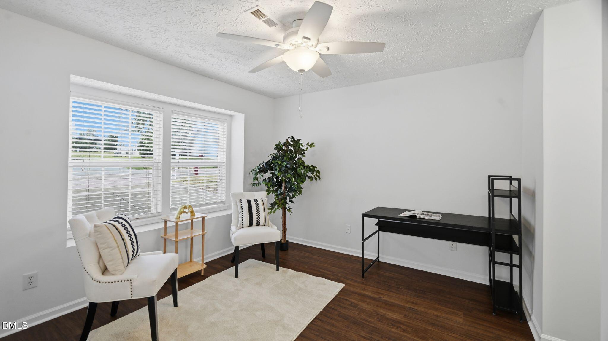 502 Cove Hollow Drive Property Photo 17