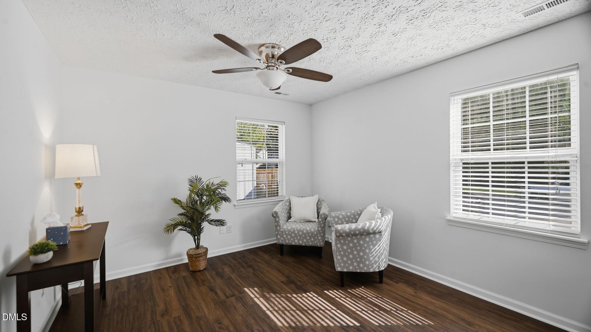 502 Cove Hollow Drive Property Photo 27
