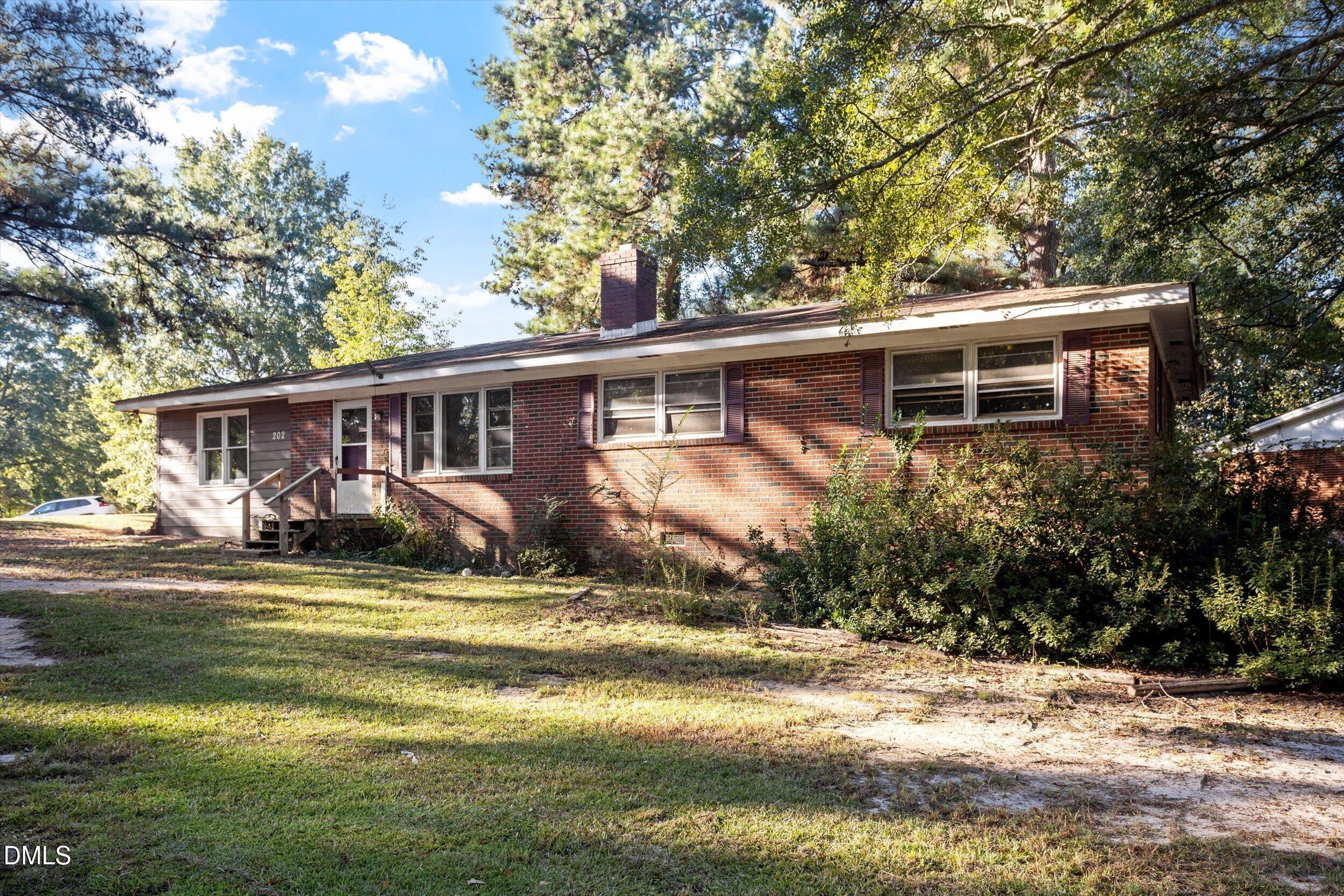 202 Griffin Drive Property Photo 3