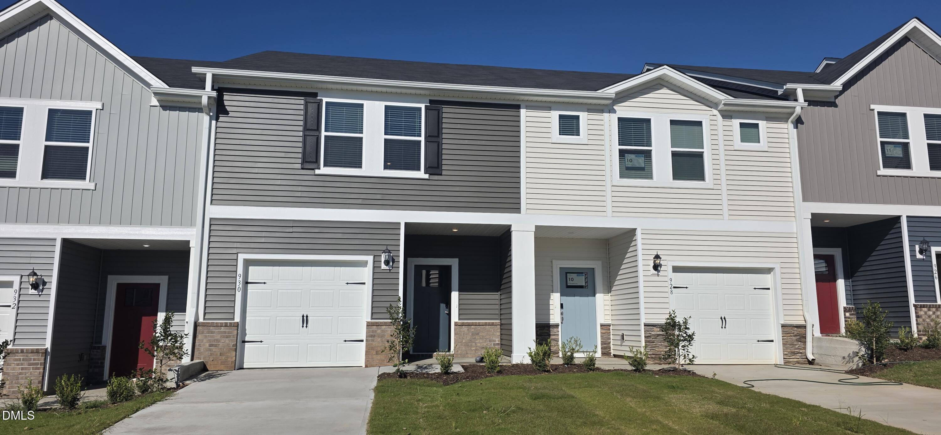 928 Broadleaf Trace Property Photo 1