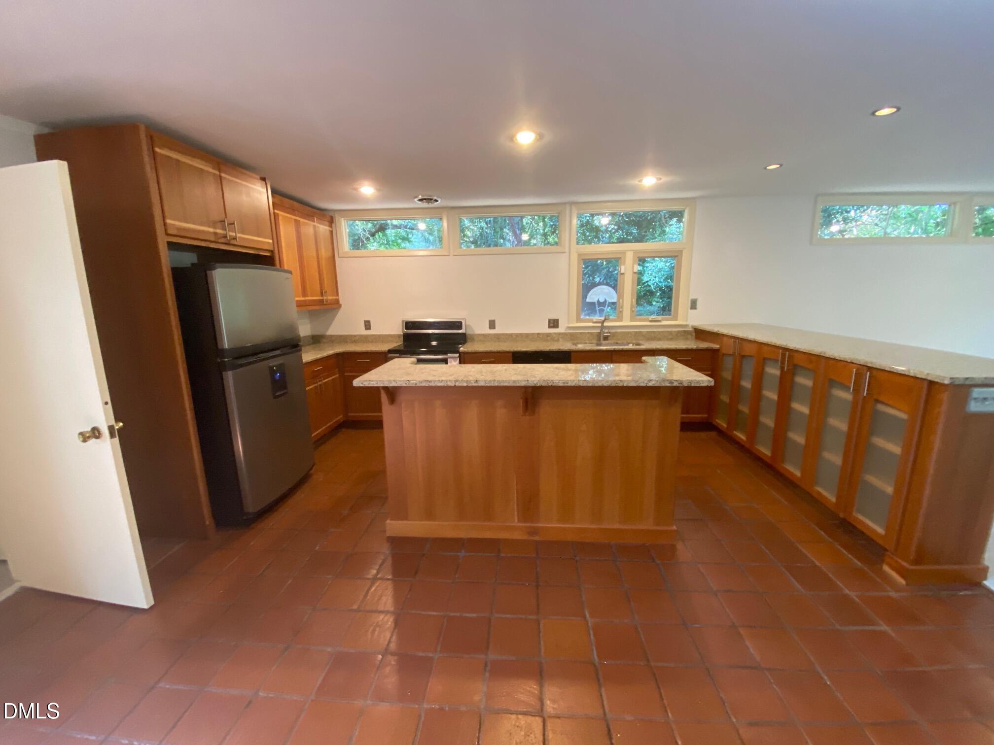 2712 Sevier Street Property Photo 11