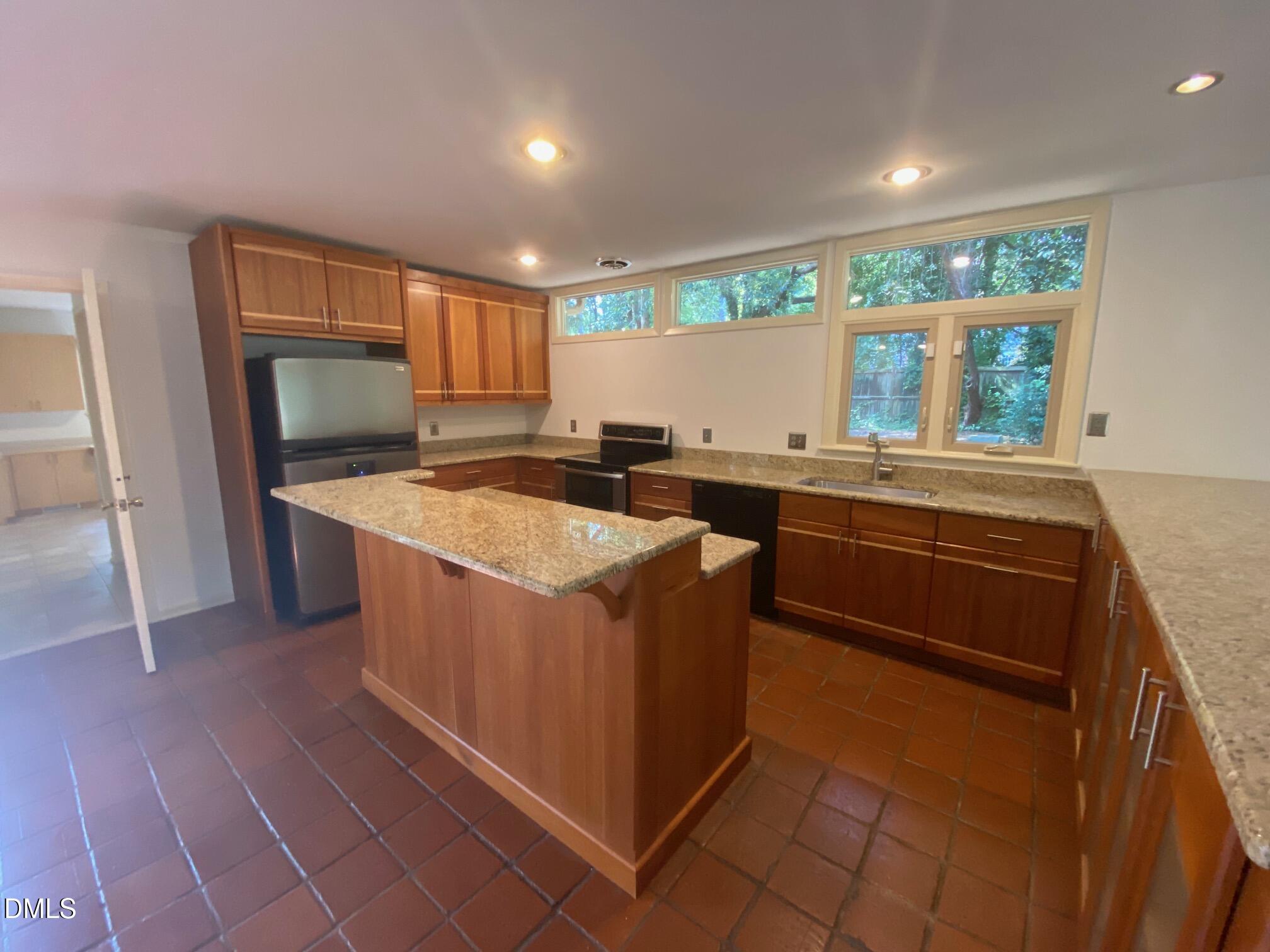 2712 Sevier Street Property Photo 13