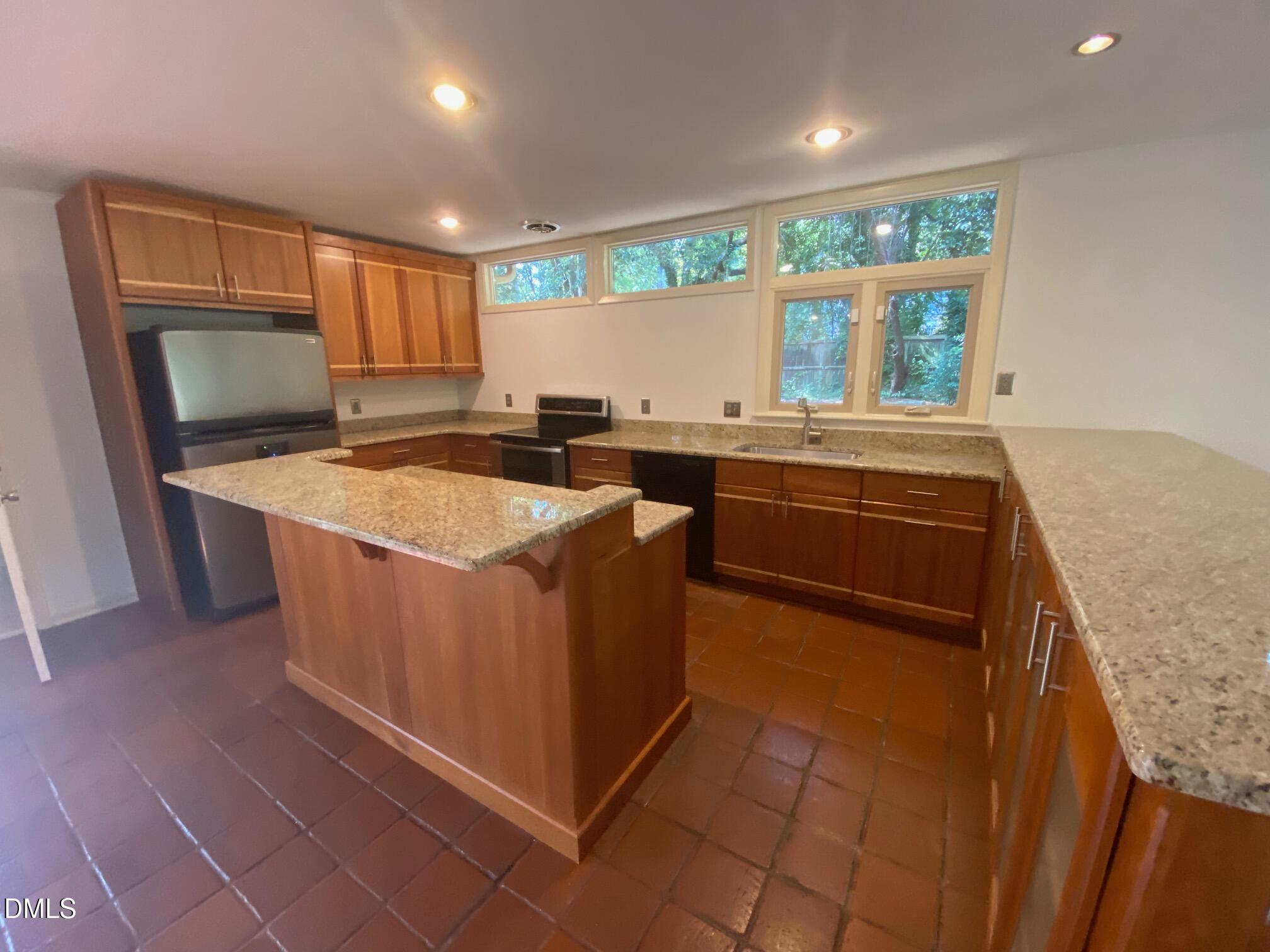 2712 Sevier Street Property Photo 14