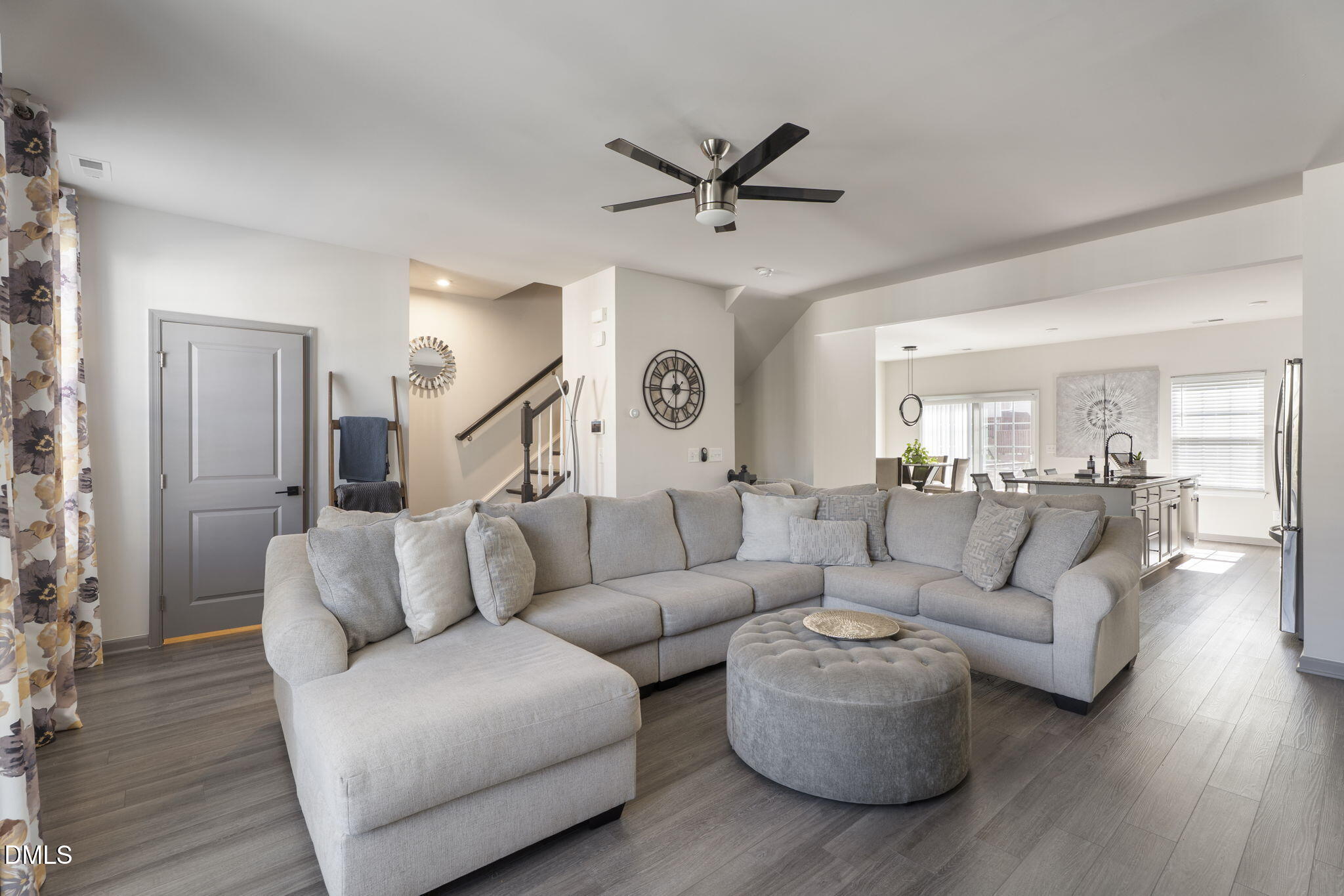 408 Cross Country Way Property Photo 8