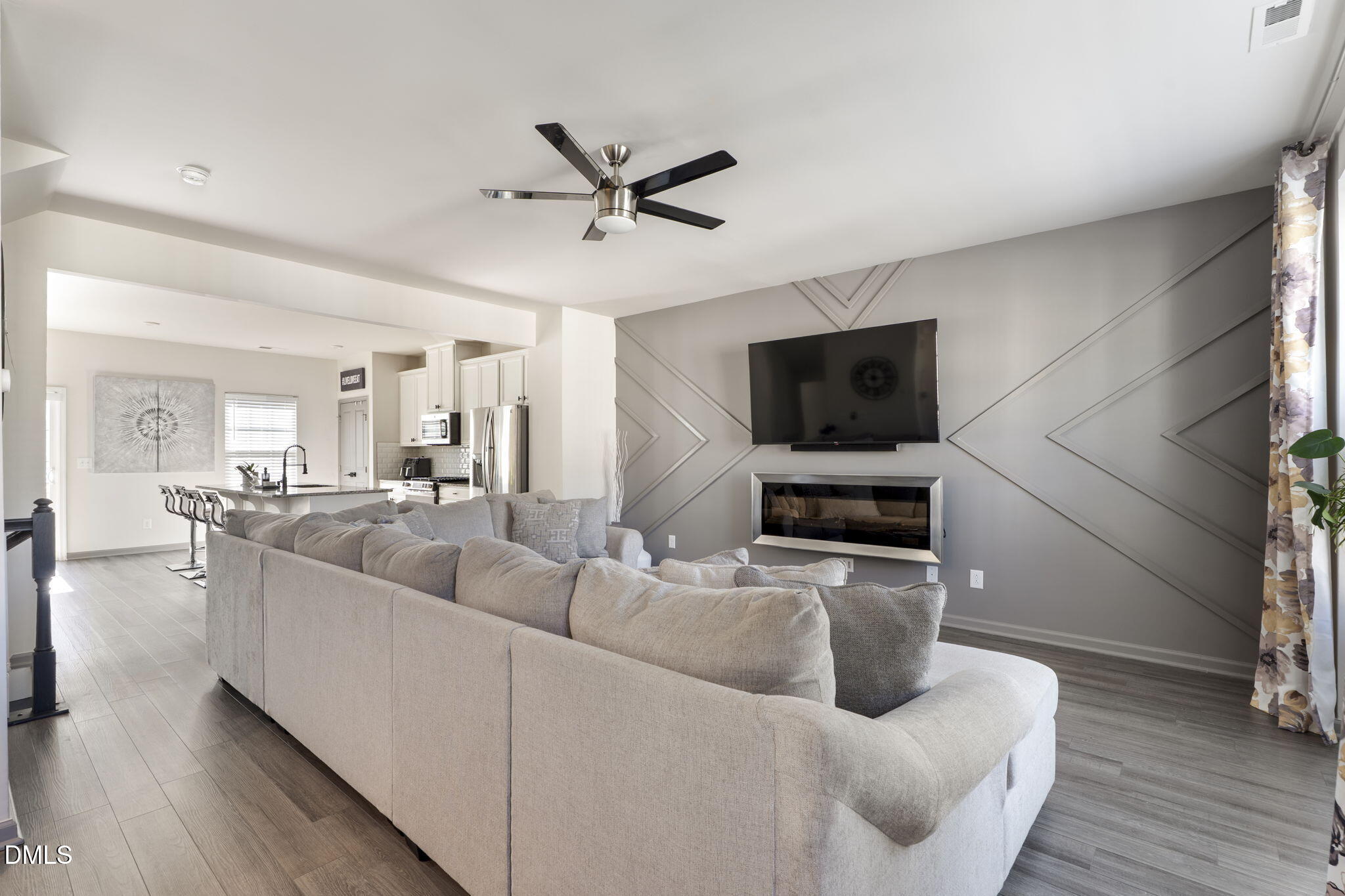 408 Cross Country Way Property Photo 10