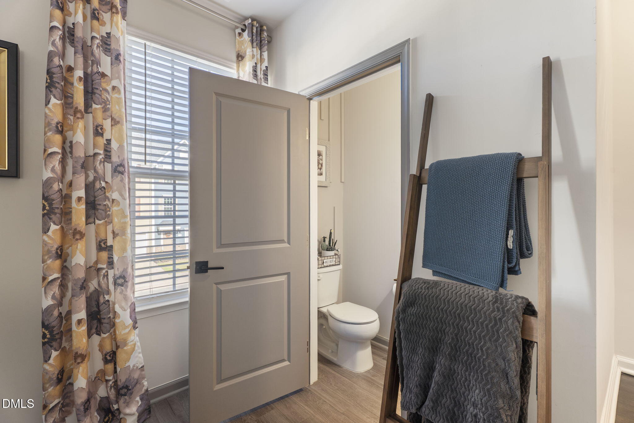 408 Cross Country Way Property Photo 12