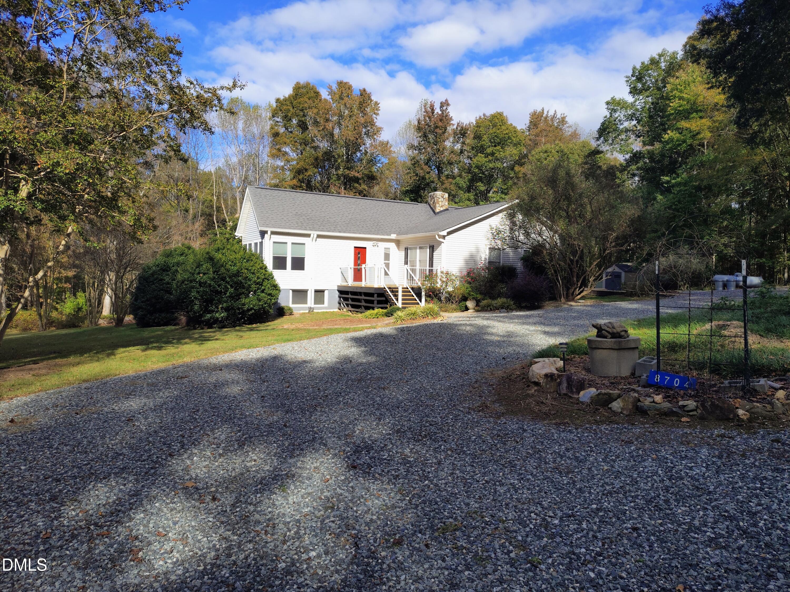 8704 Victory Lane Property Photo 5