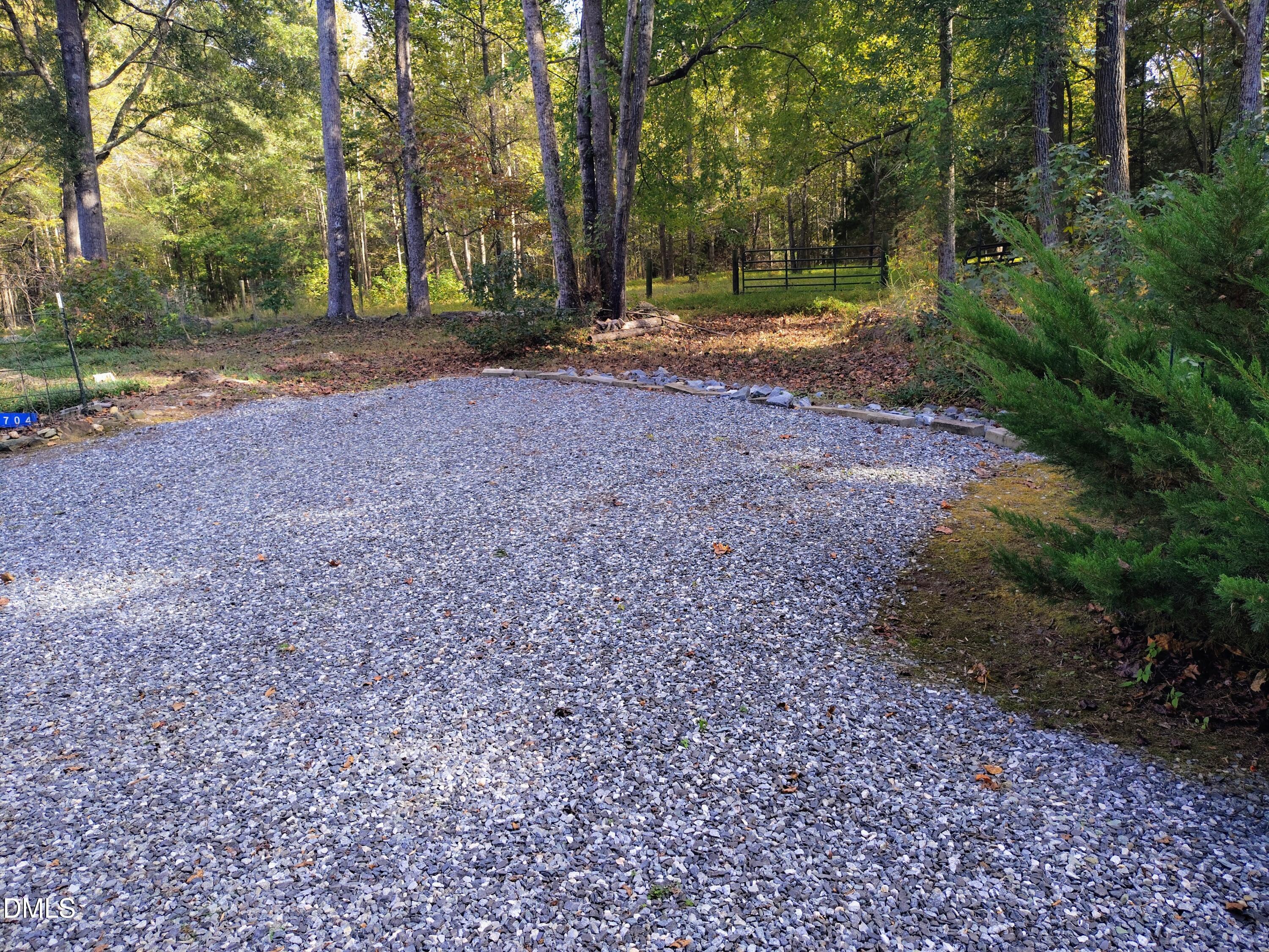 8704 Victory Lane Property Photo 6
