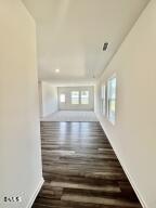 115 S Rhett Drive Property Photo 6