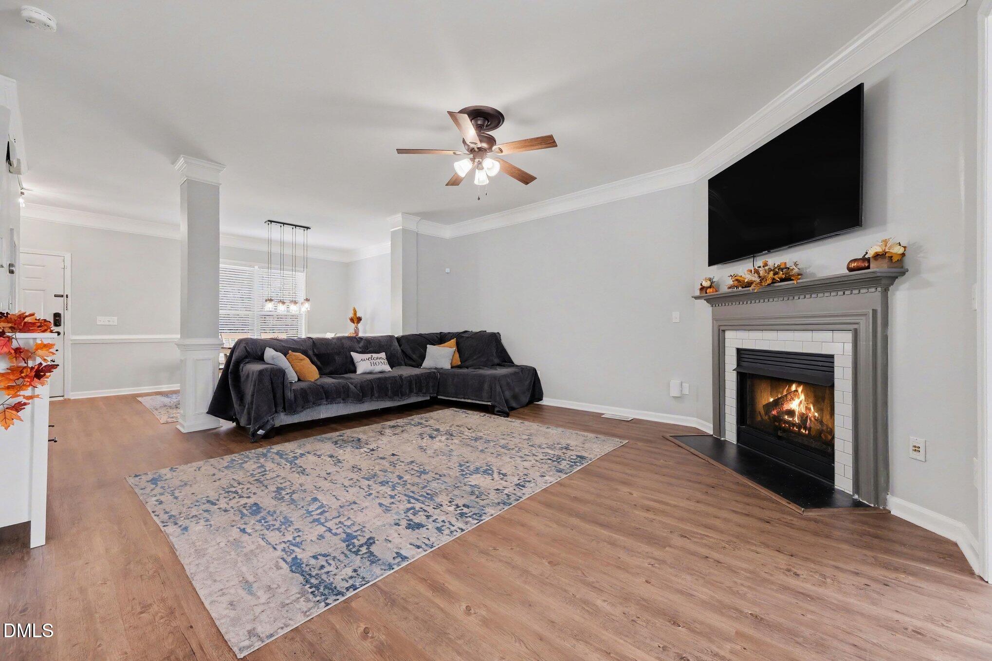 705 Seastone Street Property Photo 5