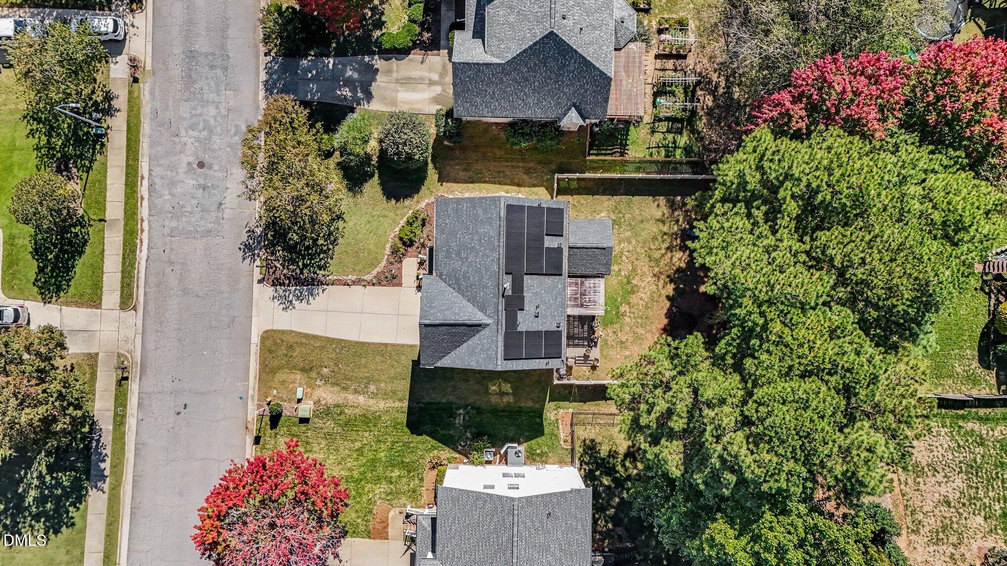 705 Seastone Street Property Photo 29