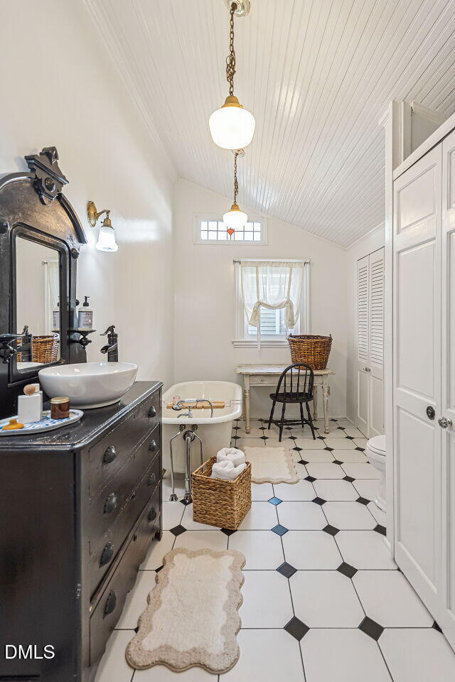 319 Polk Street Property Photo 19