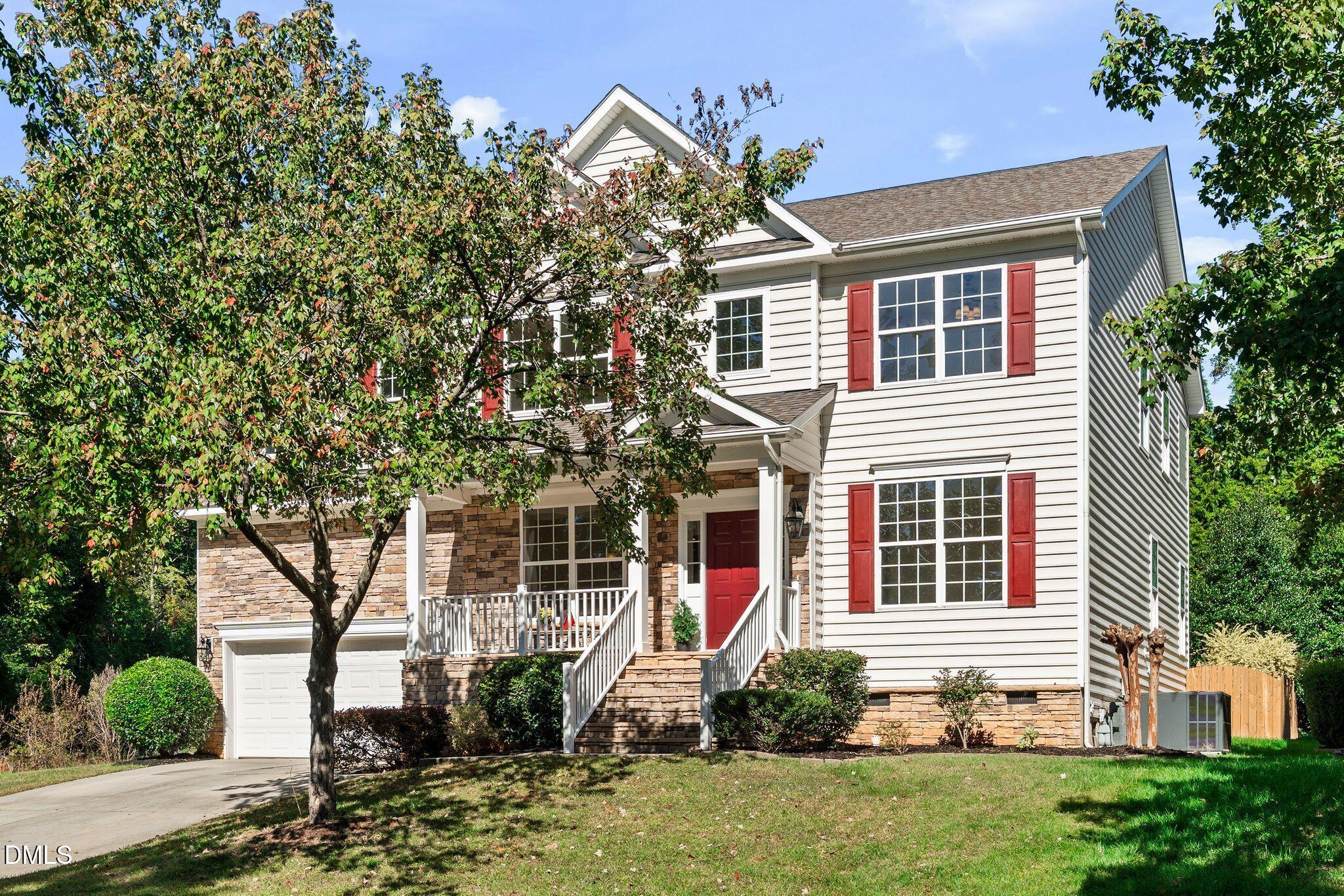 2500 Watersglen Drive Property Photo 1