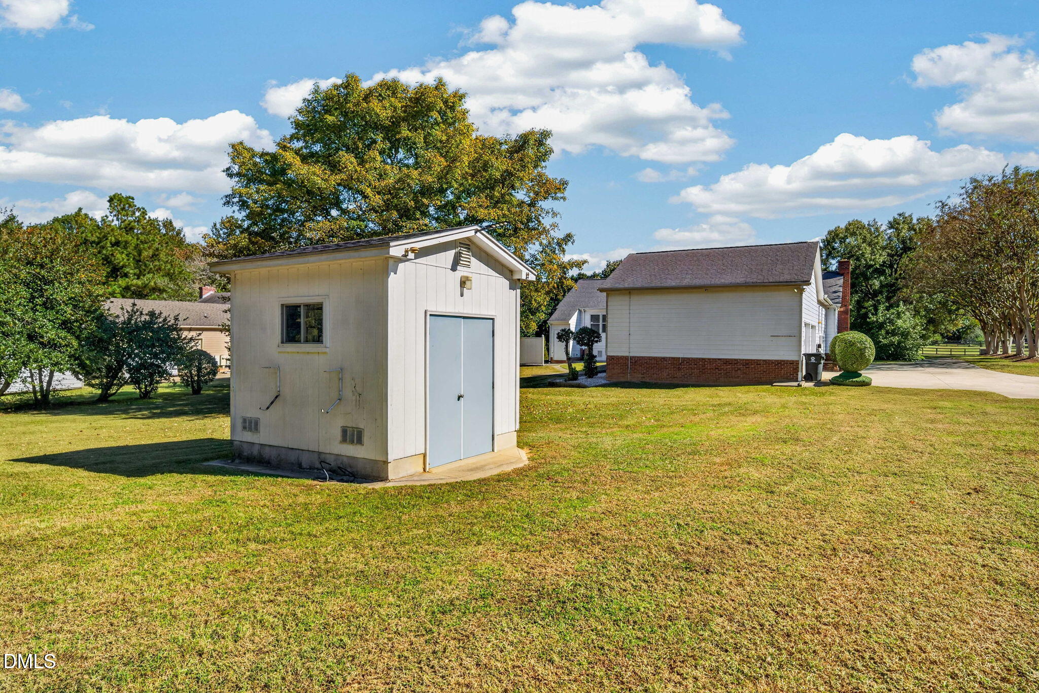 2564 Oakes Plantation Drive Property Photo 28