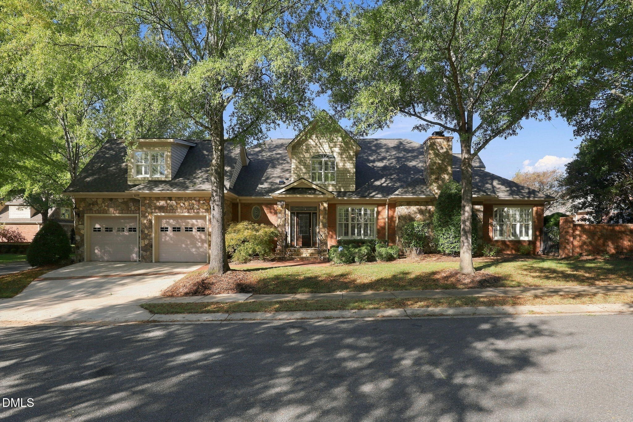 8813 Mariner Drive Property Photo 1