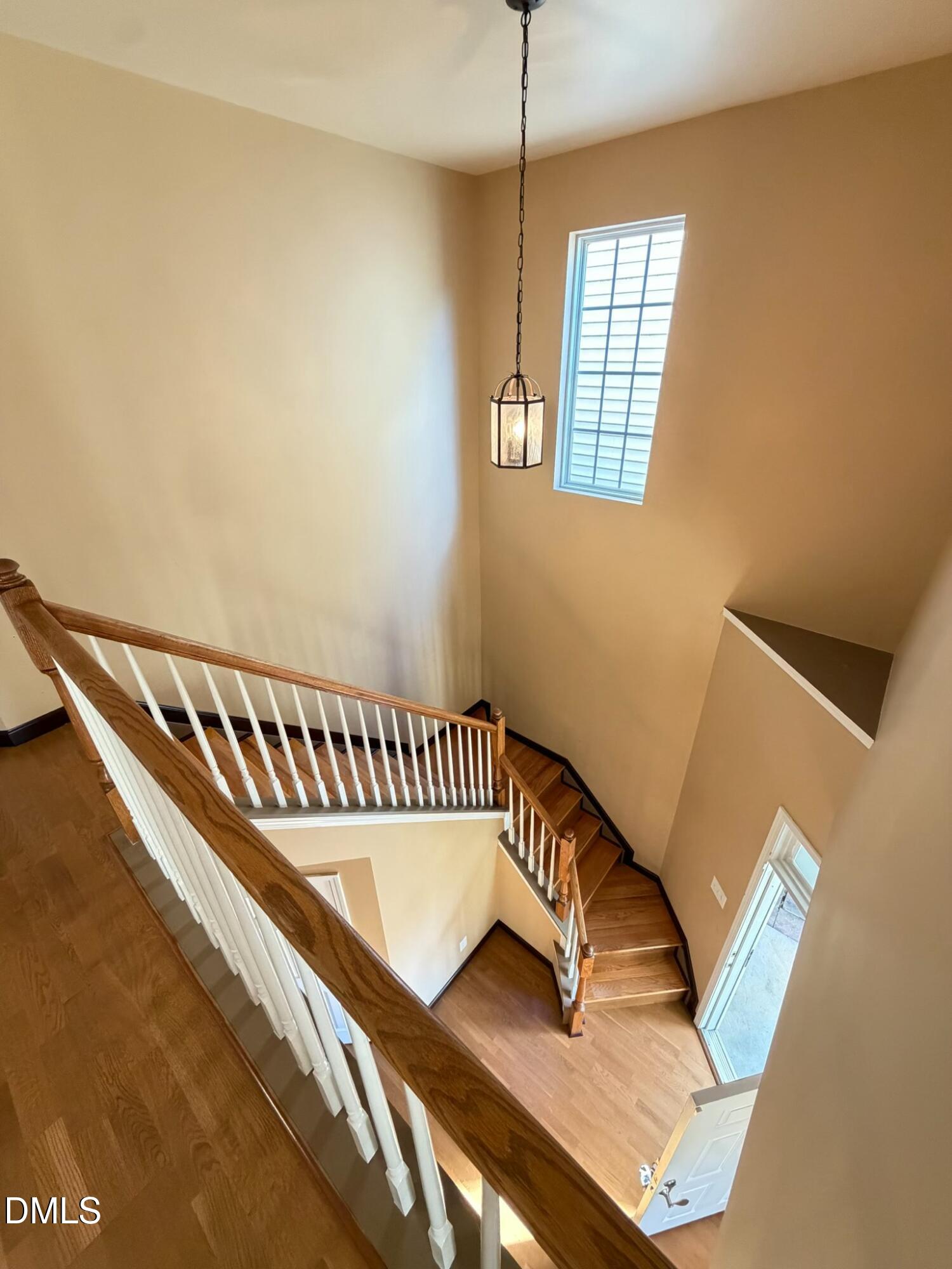 8502 Pillar Gate Lane Property Photo 8