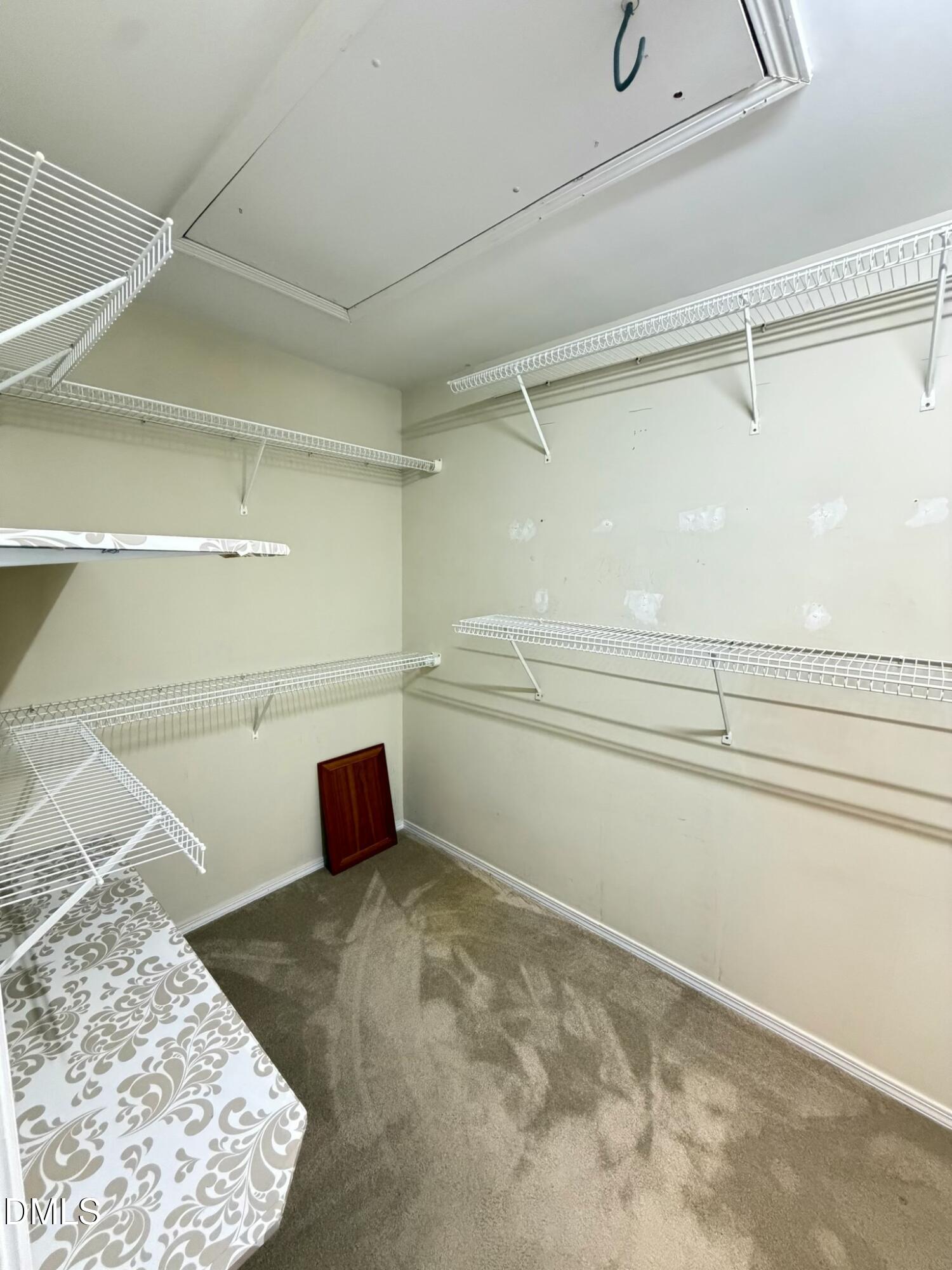 8502 Pillar Gate Lane Property Photo 17