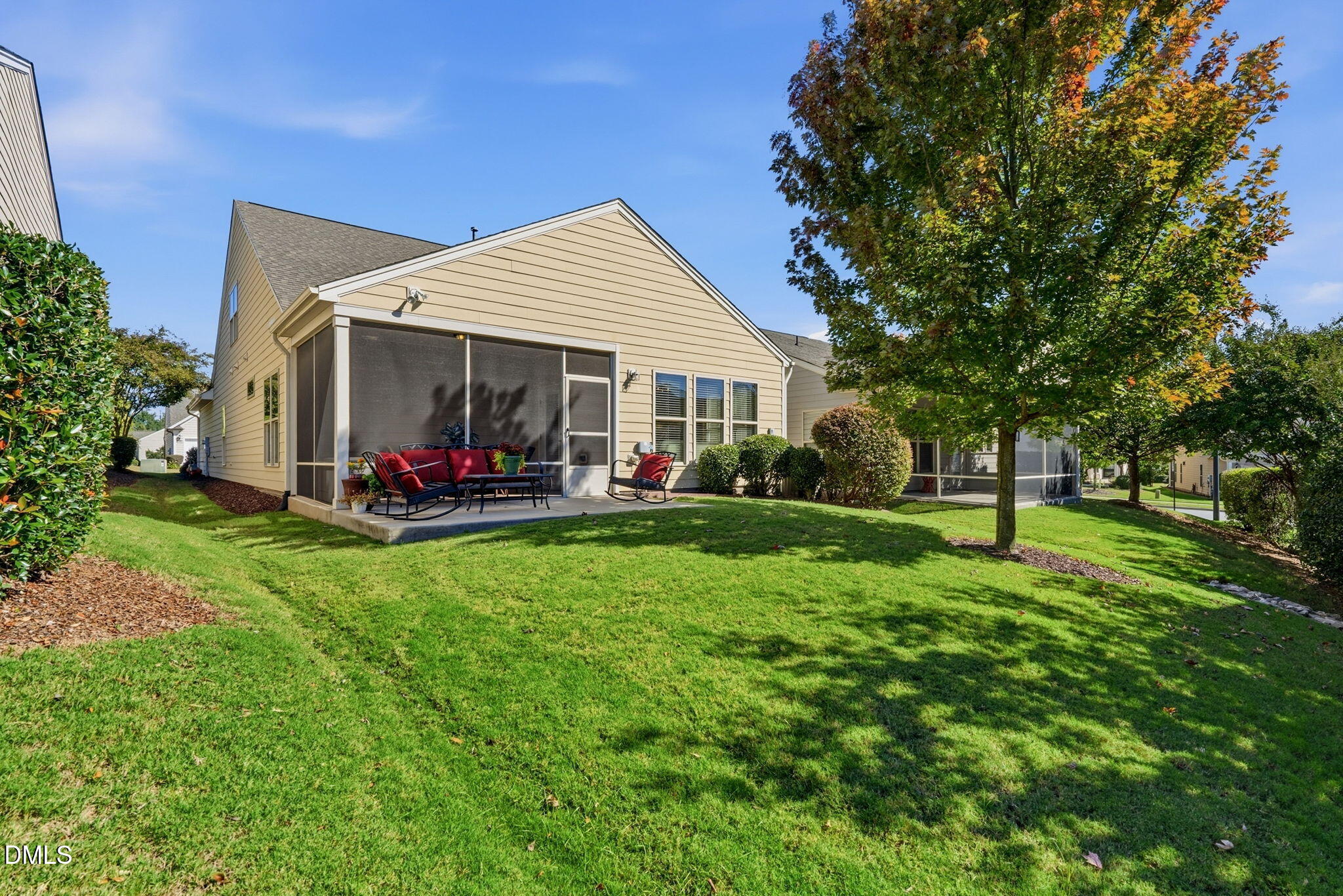 105 Chambers Field Court Property Photo 4