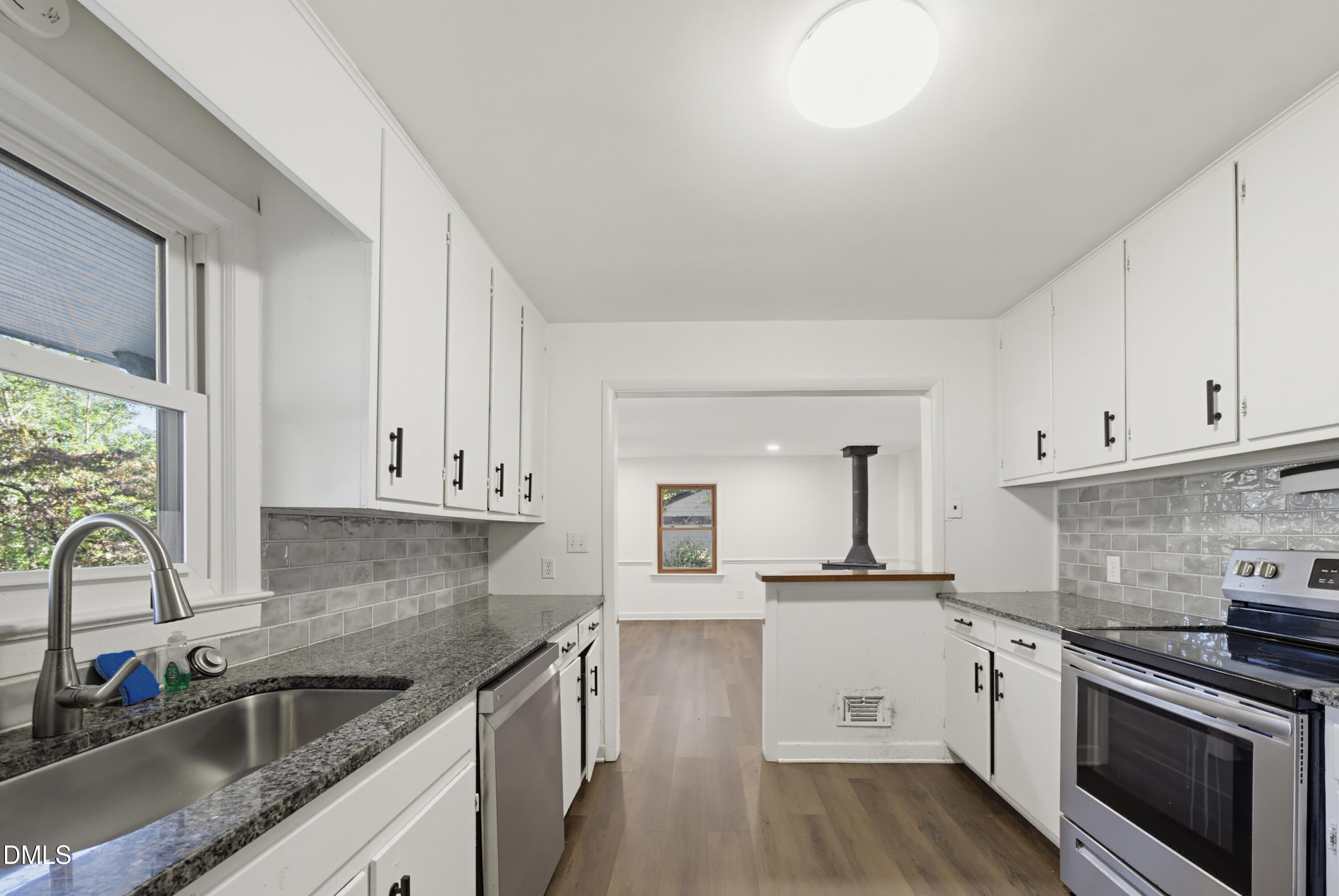 212 Windel Drive Property Photo 4