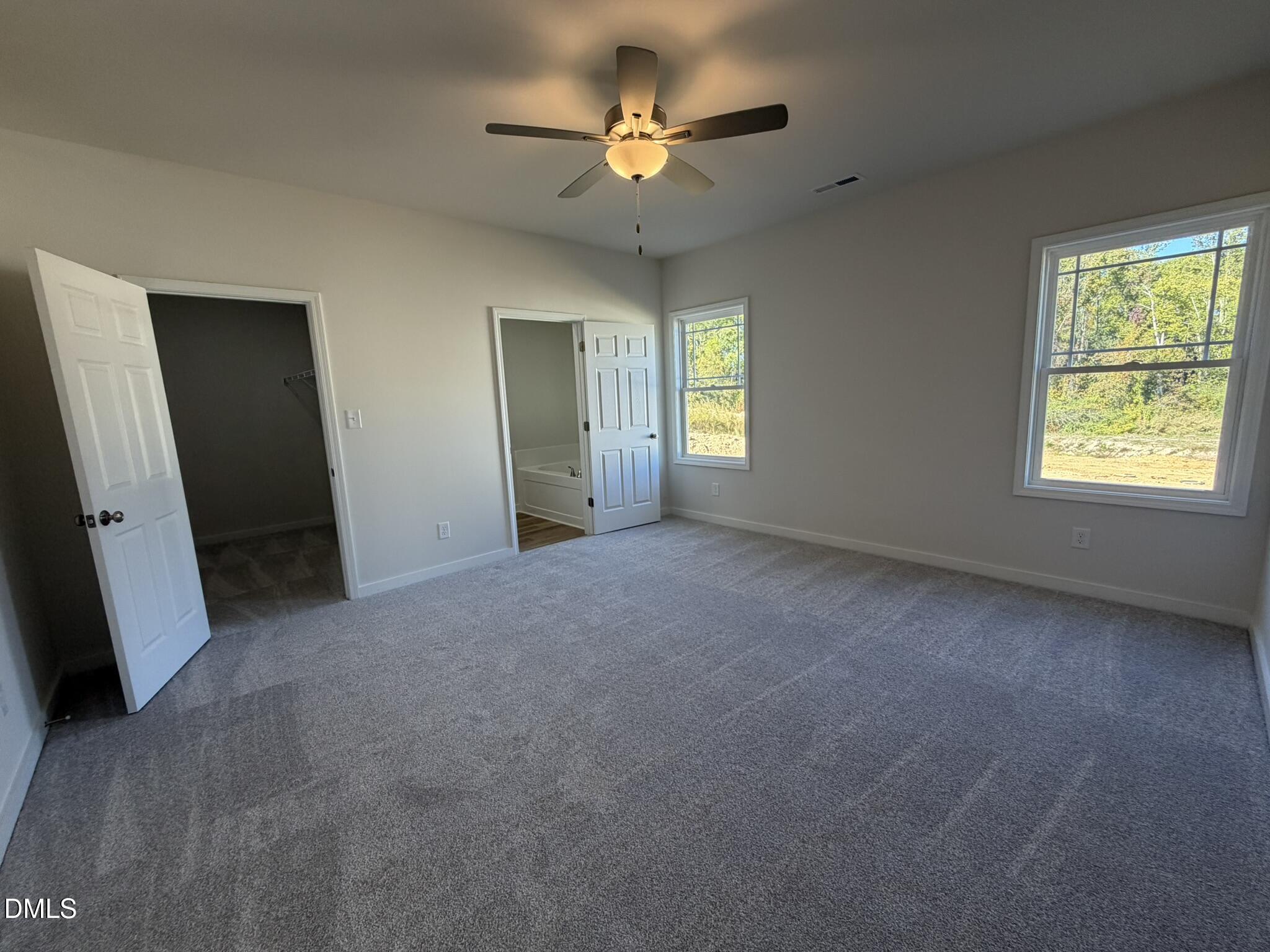125 Seabreeze Place Property Photo 11