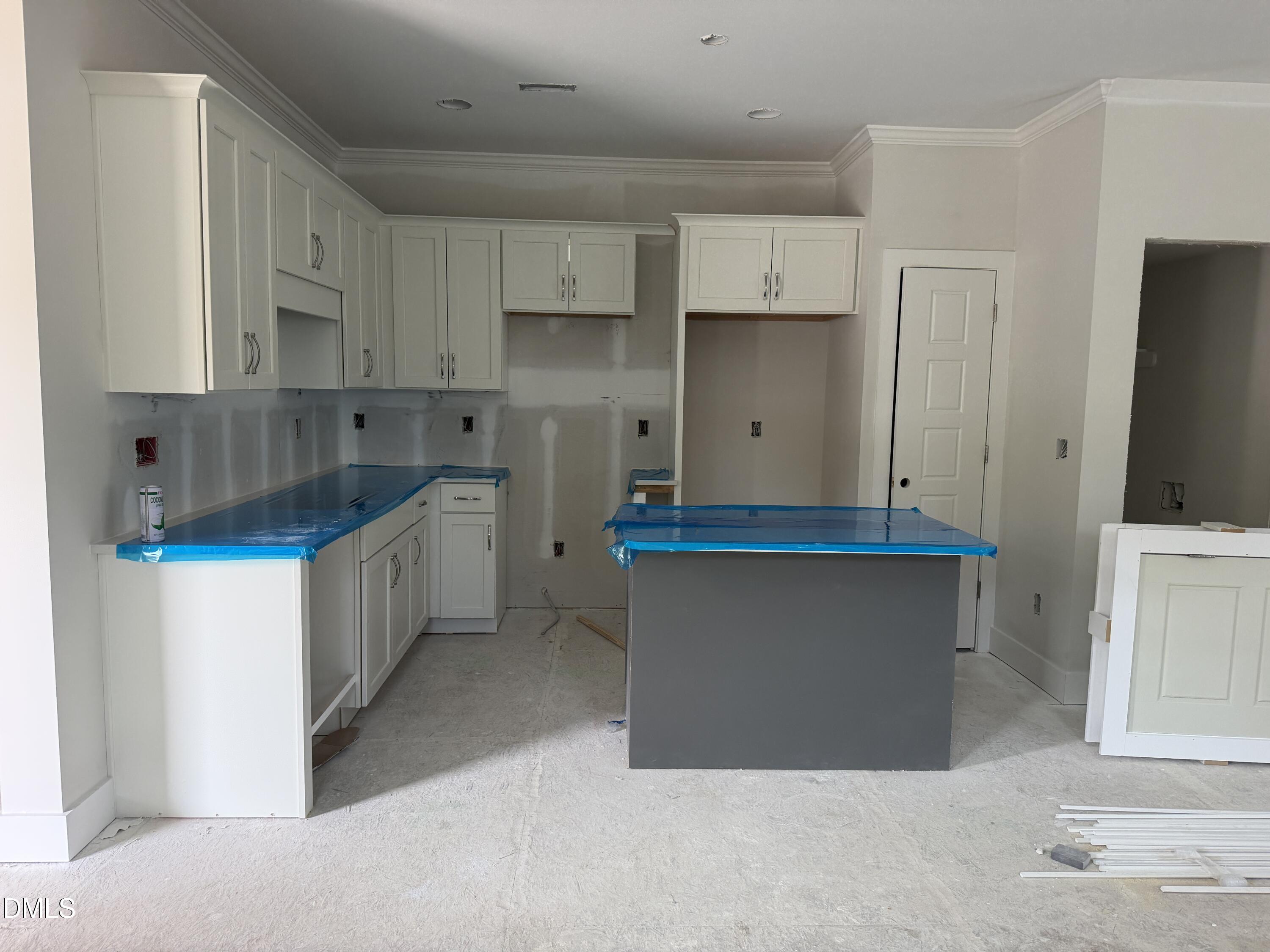 1407 W Club Boulevard Property Photo 8