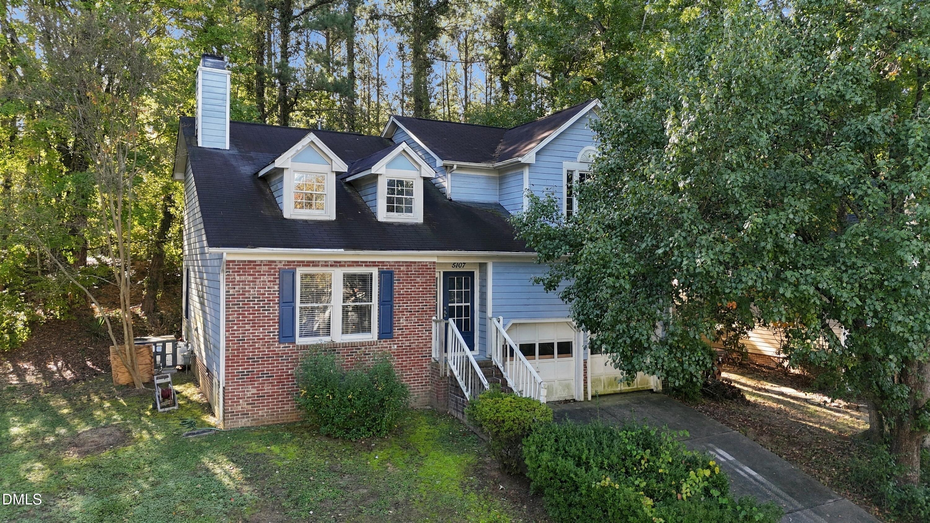 5107 Carolwood Lane Property Photo 1