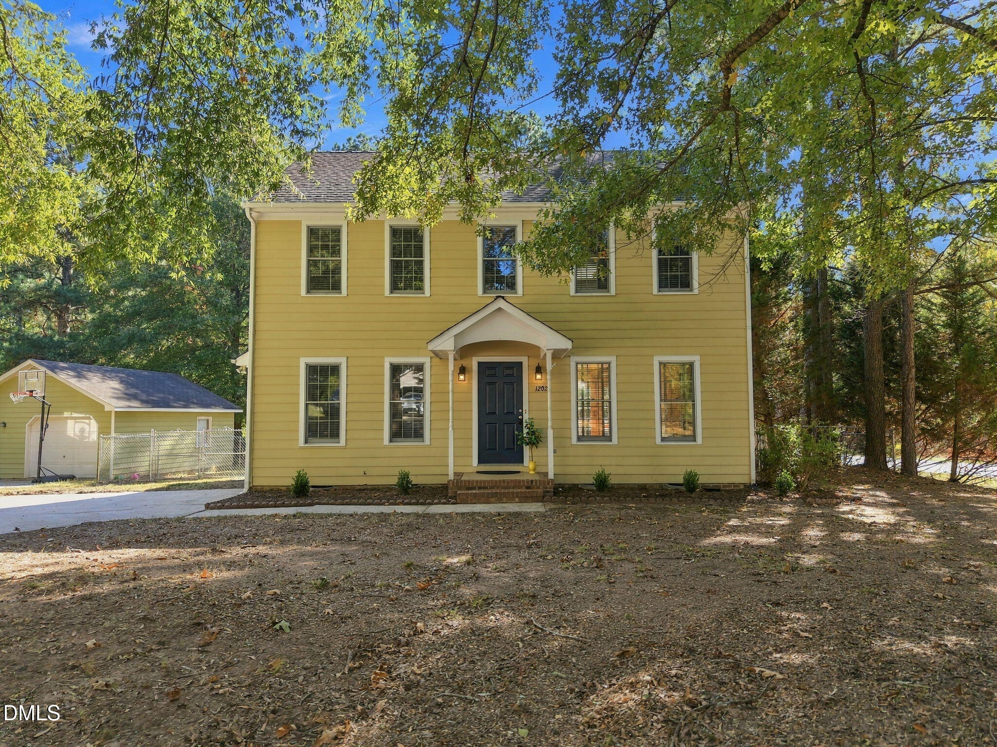1202 Little Acres Drive Property Photo 1