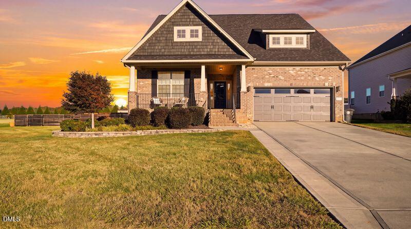 329 Brinkley Circle Property Photo 1