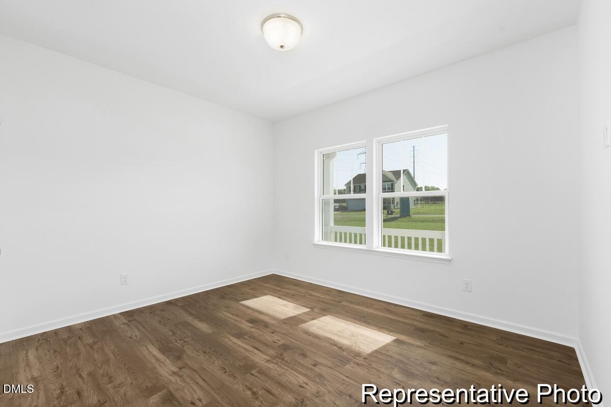 112 Acoma Drive Property Photo 11