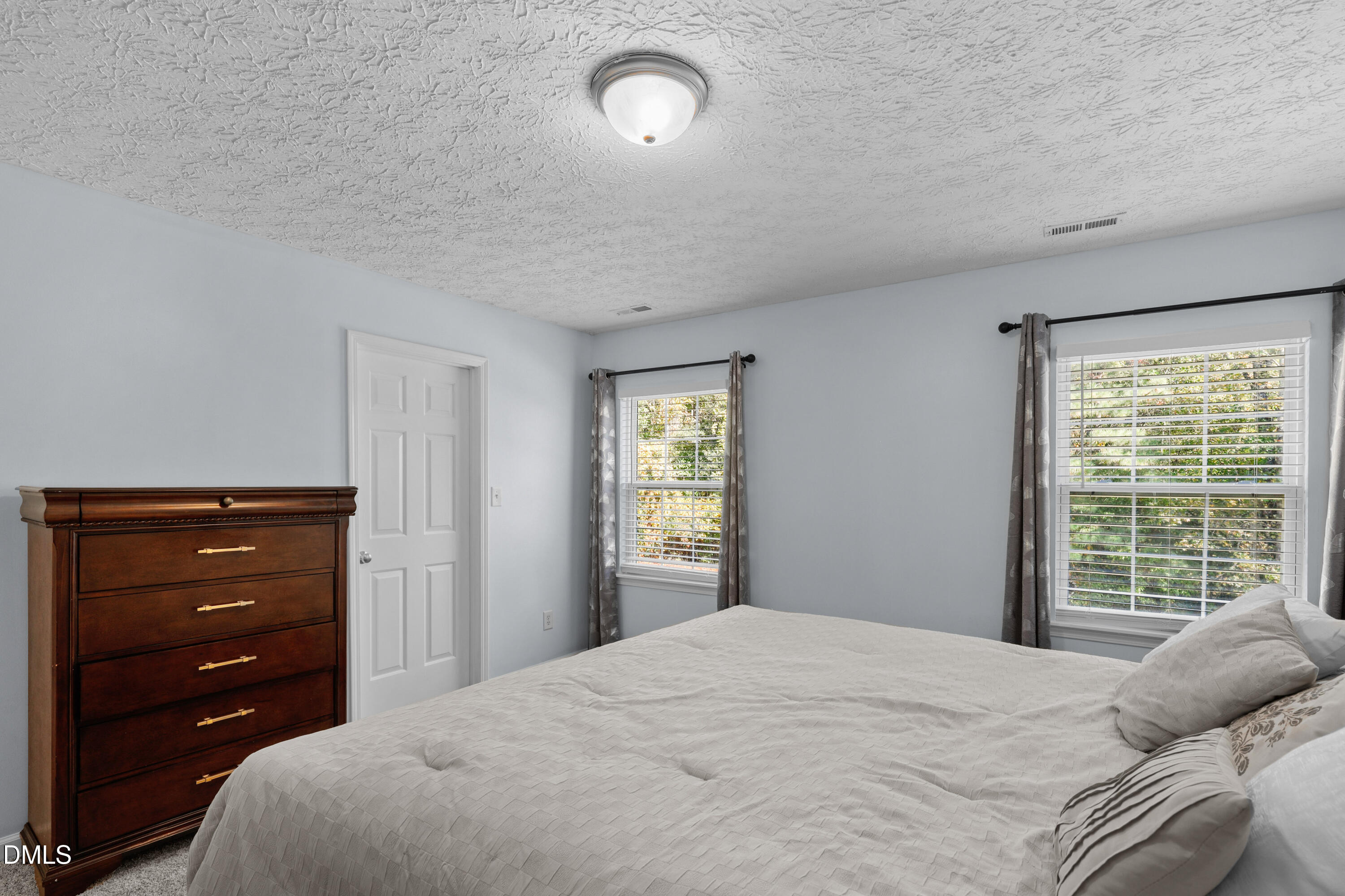 19 Redstone Court Property Photo 15