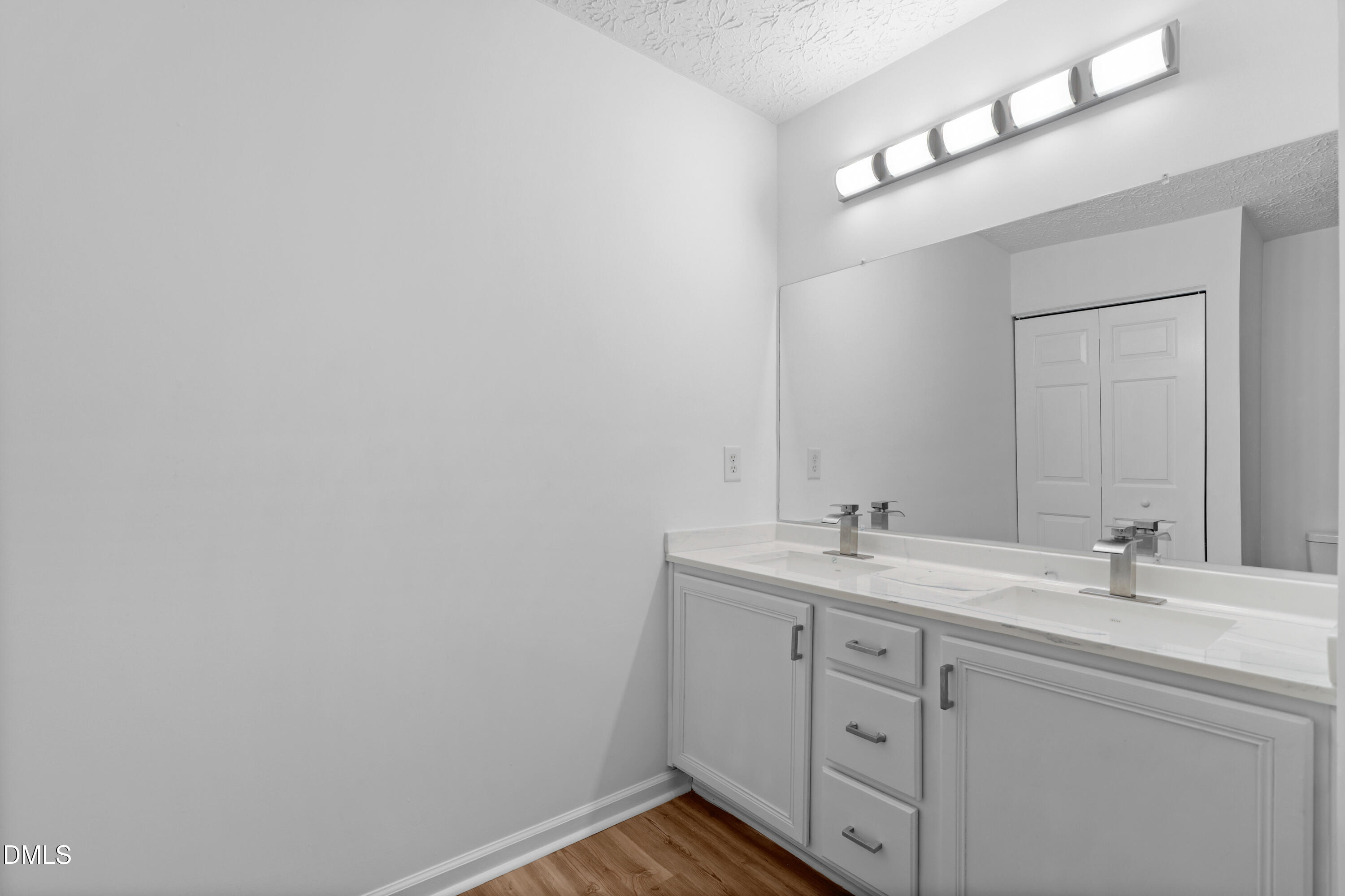 19 Redstone Court Property Photo 16
