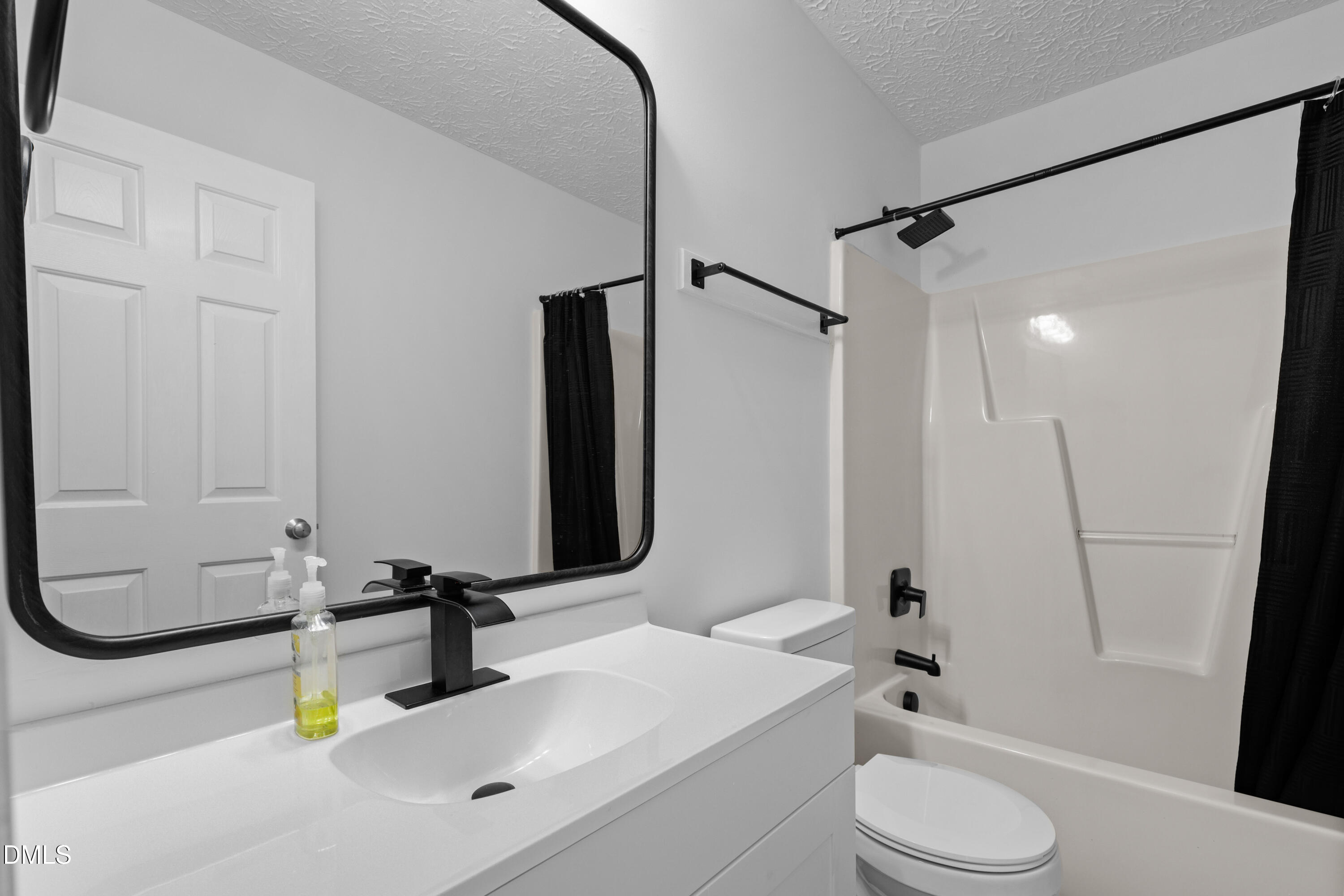 19 Redstone Court Property Photo 24