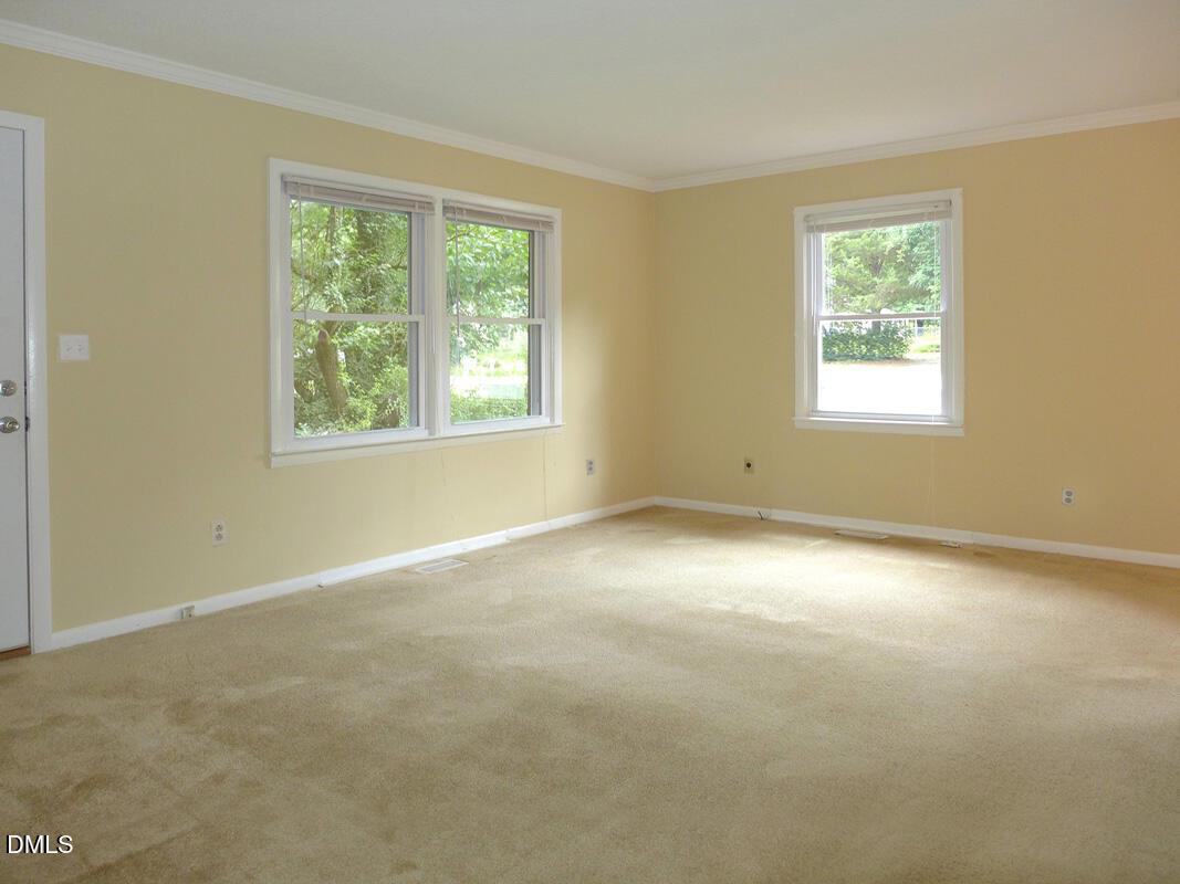 119 Pine Street Property Photo 2