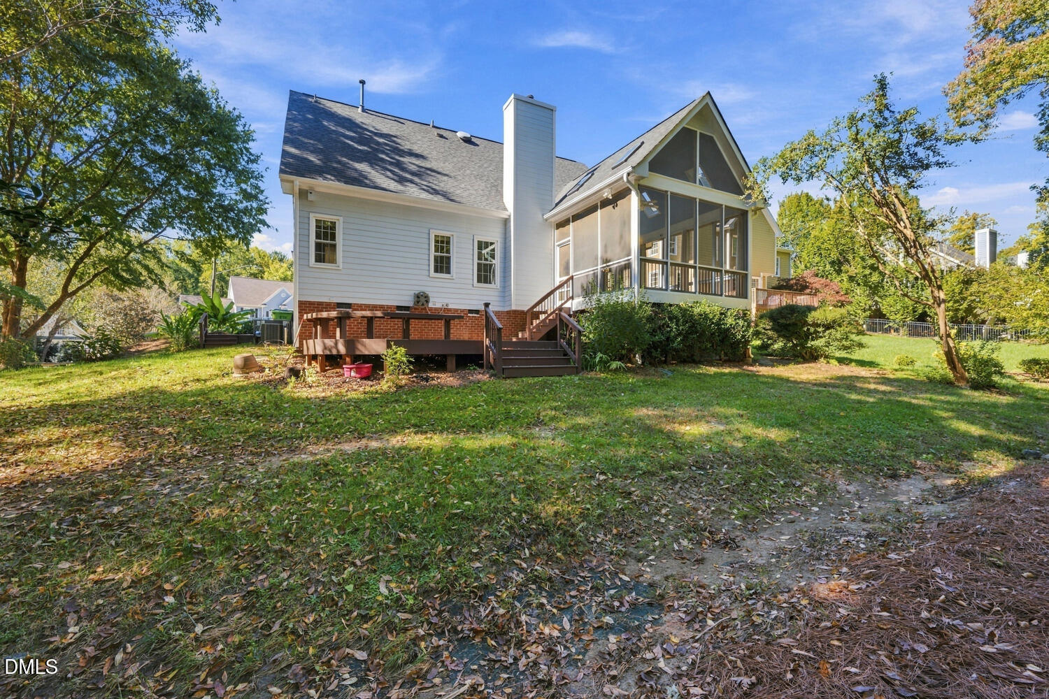 4508 Crabtree Pines Lane Property Photo 6