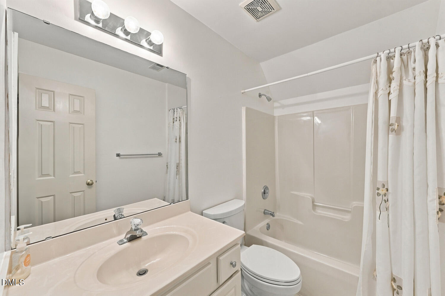 4508 Crabtree Pines Lane Property Photo 35