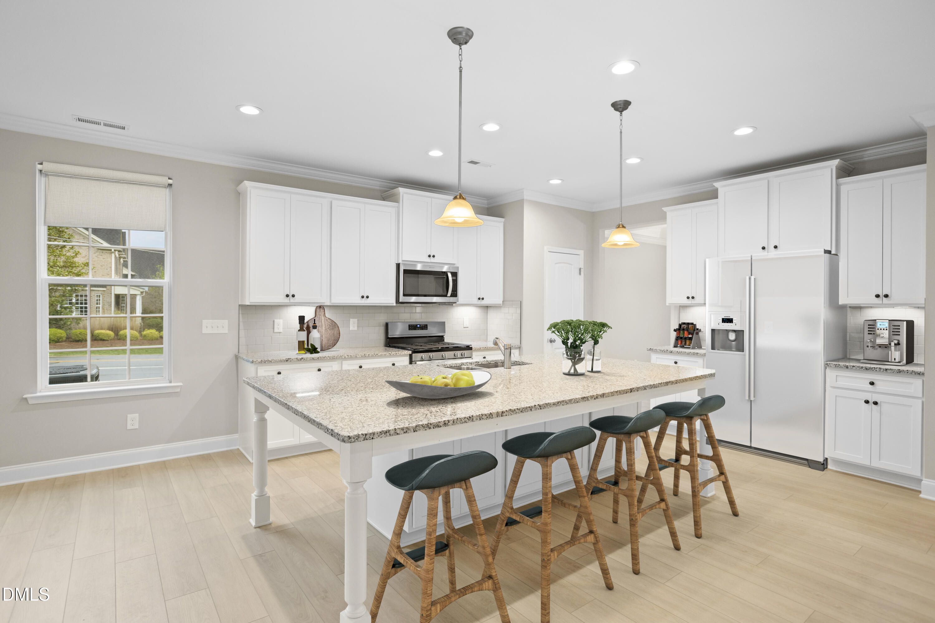 5671 Kiwi Court Property Photo 3