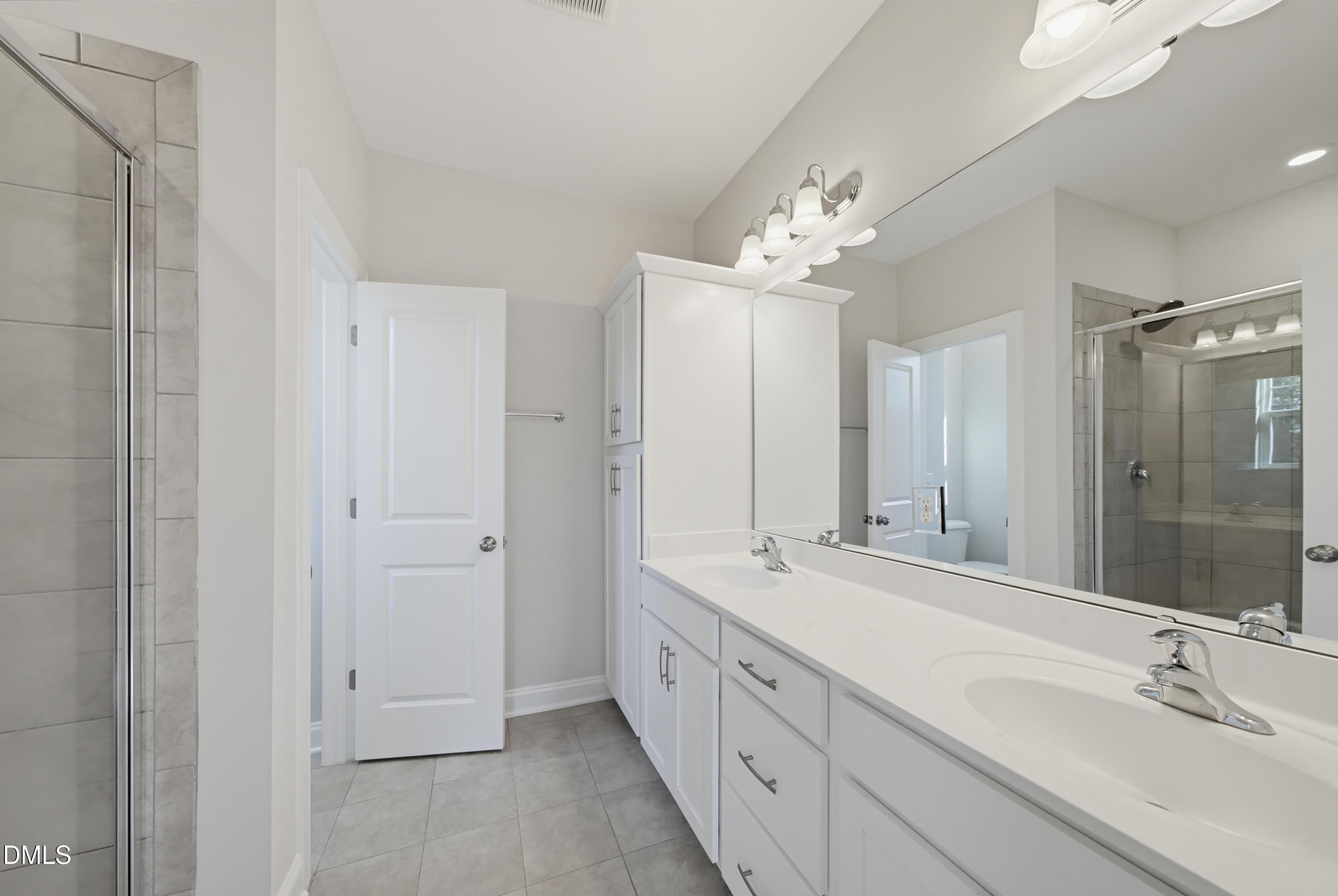 1211 Falling Rock Place Property Photo 12