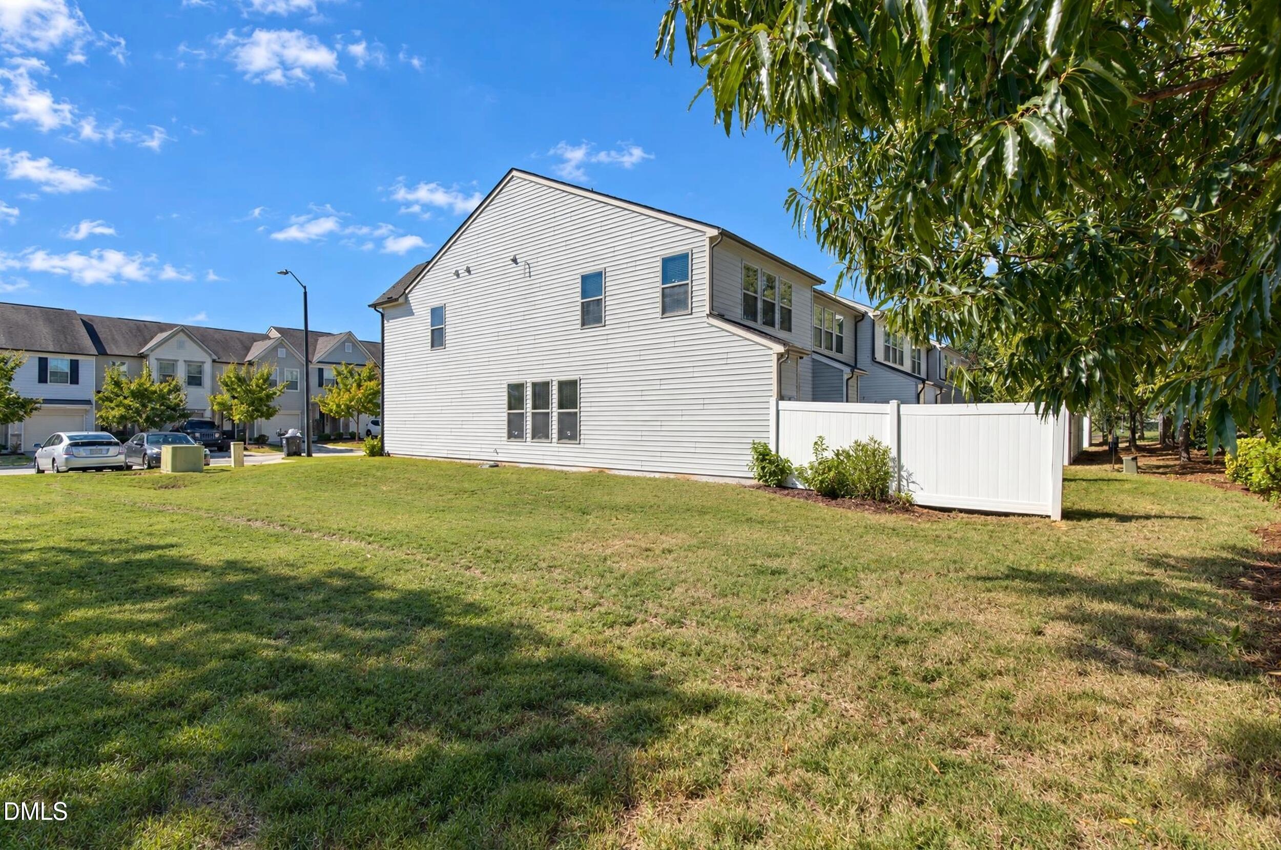 90 Reunion Court Property Photo 41