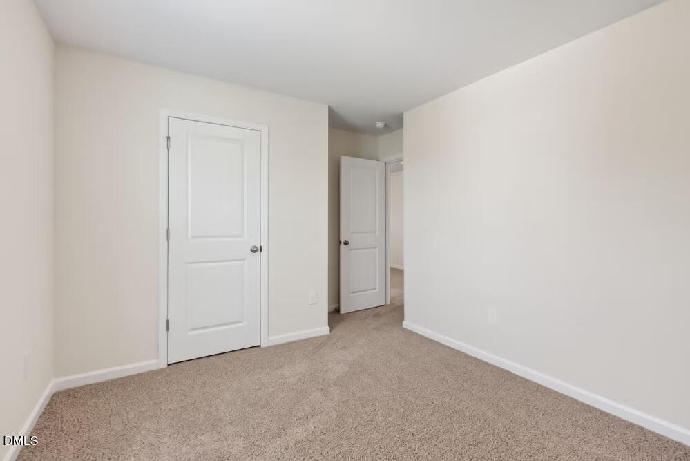 39 Royal Windsor Lane Property Photo 15