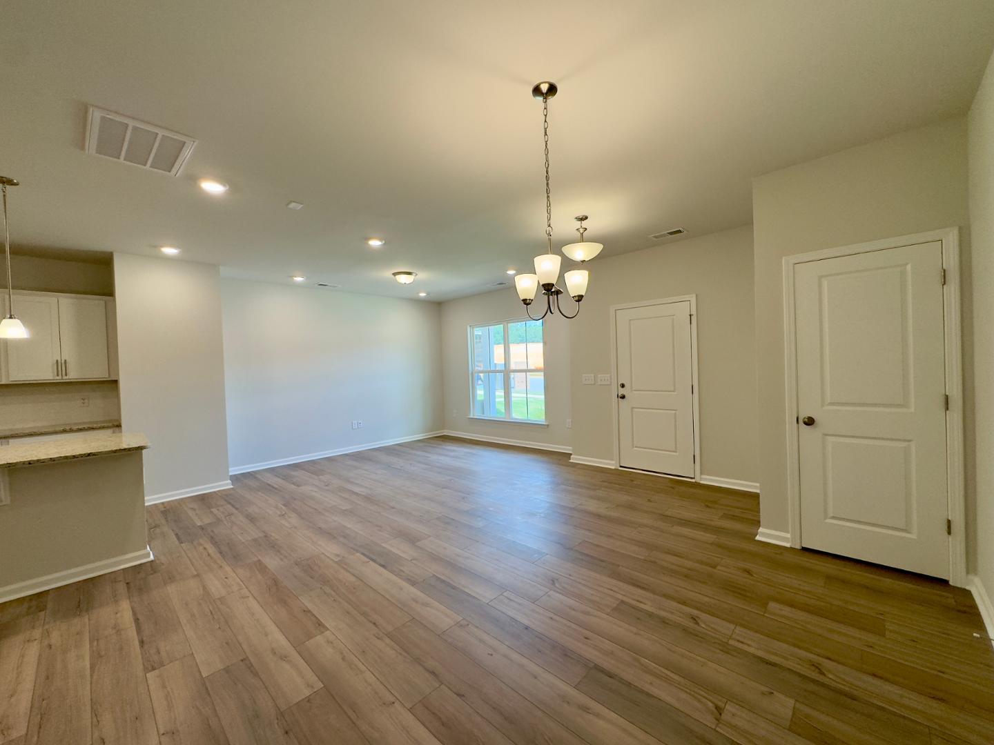228 Abbots Mill Drive Property Photo 9