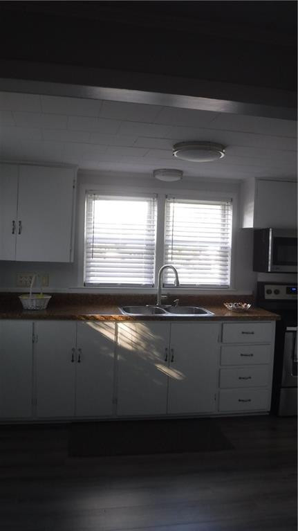1631 Granville Street Property Photo 3